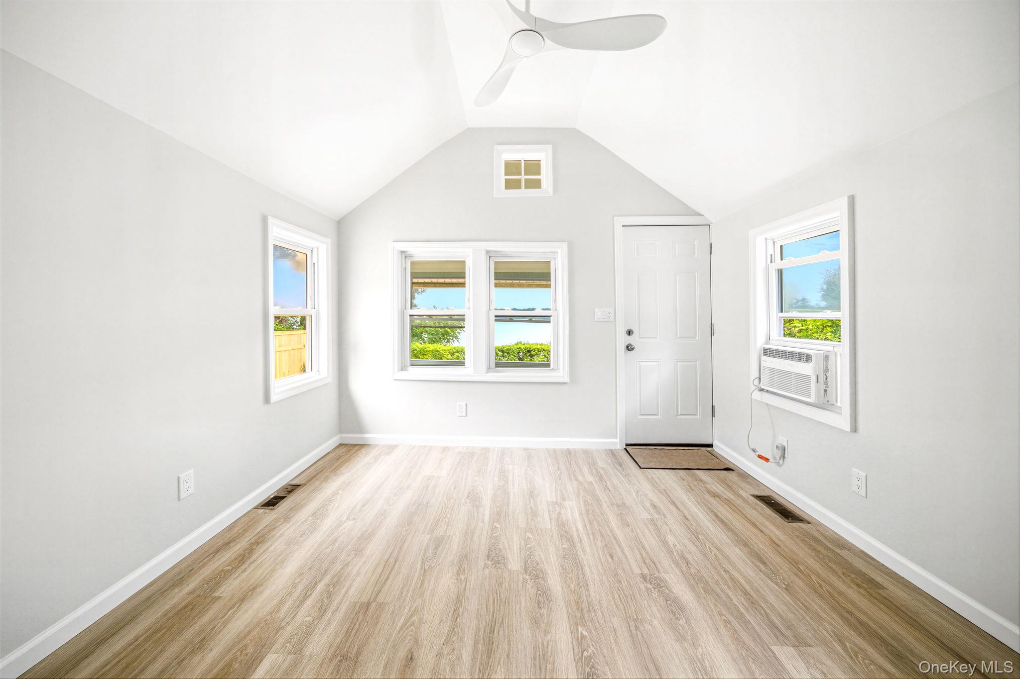27 Walnut Avenue 2 Property Photo 8