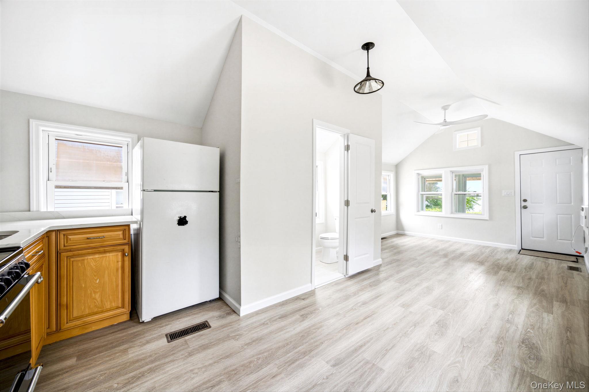 27 Walnut Avenue 2 Property Photo 11