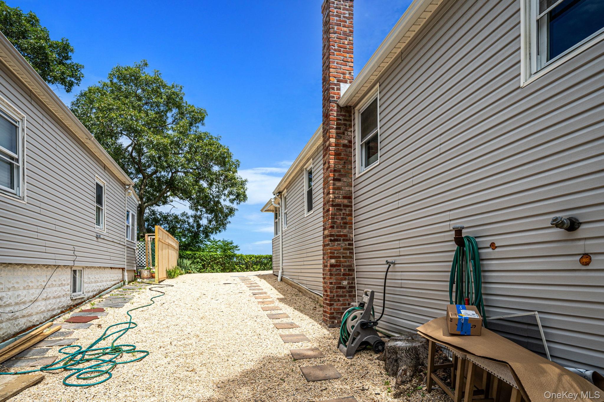 27 Walnut Avenue 2 Property Photo 21
