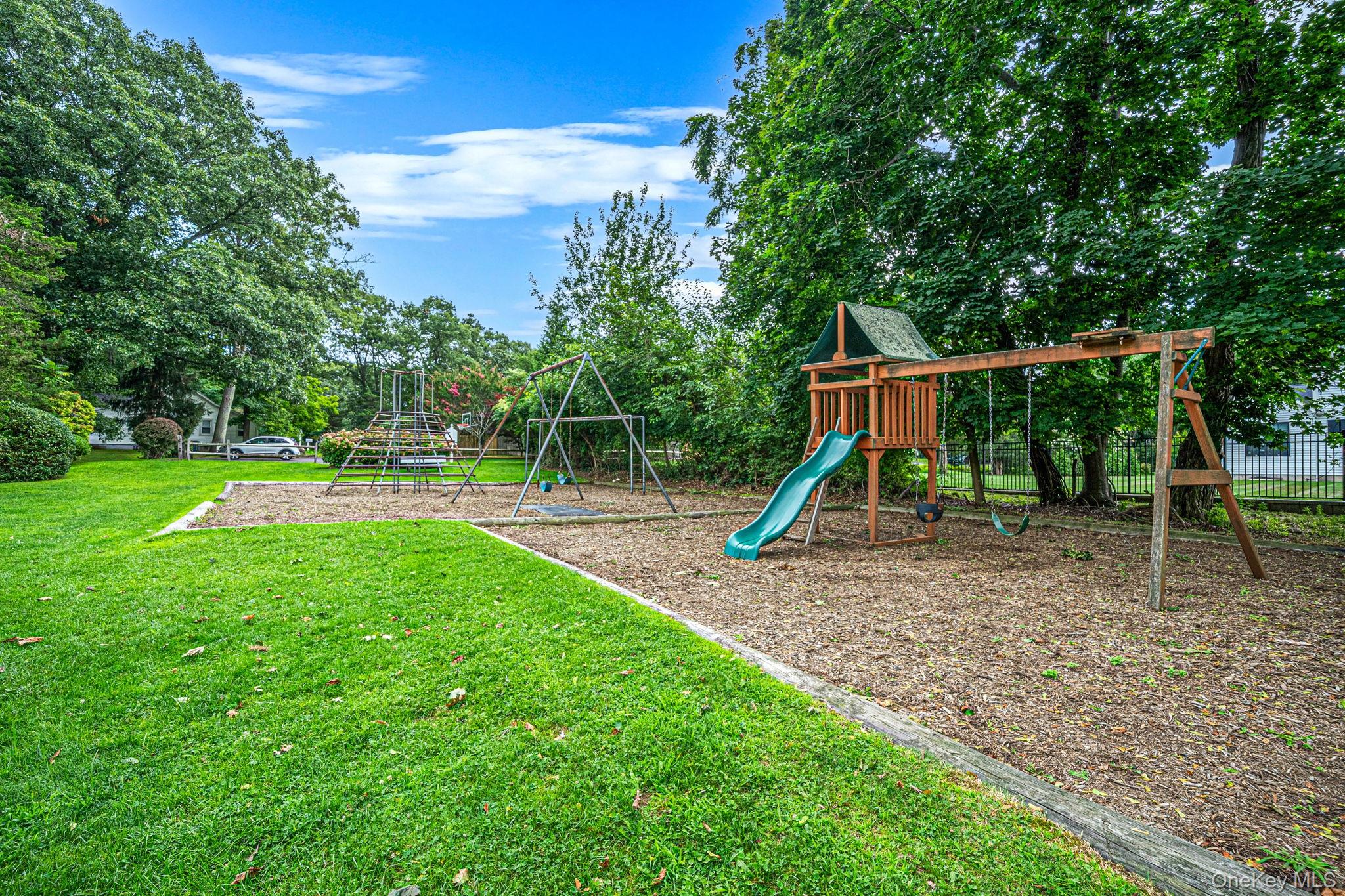 27 Walnut Avenue 2 Property Photo 31