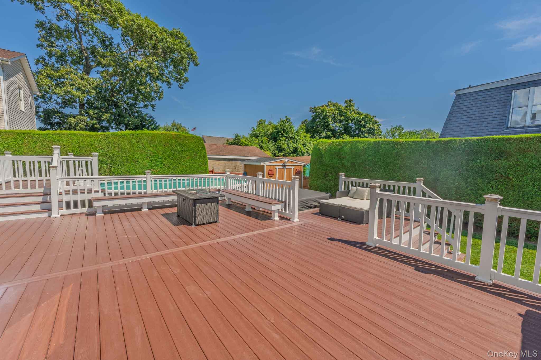 484 Washington Avenue Property Photo 34