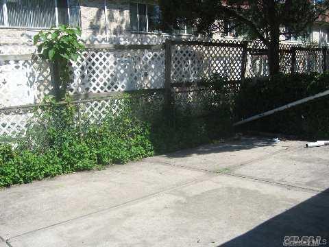 160-45 Willets Point Boulevard Property Photo 5