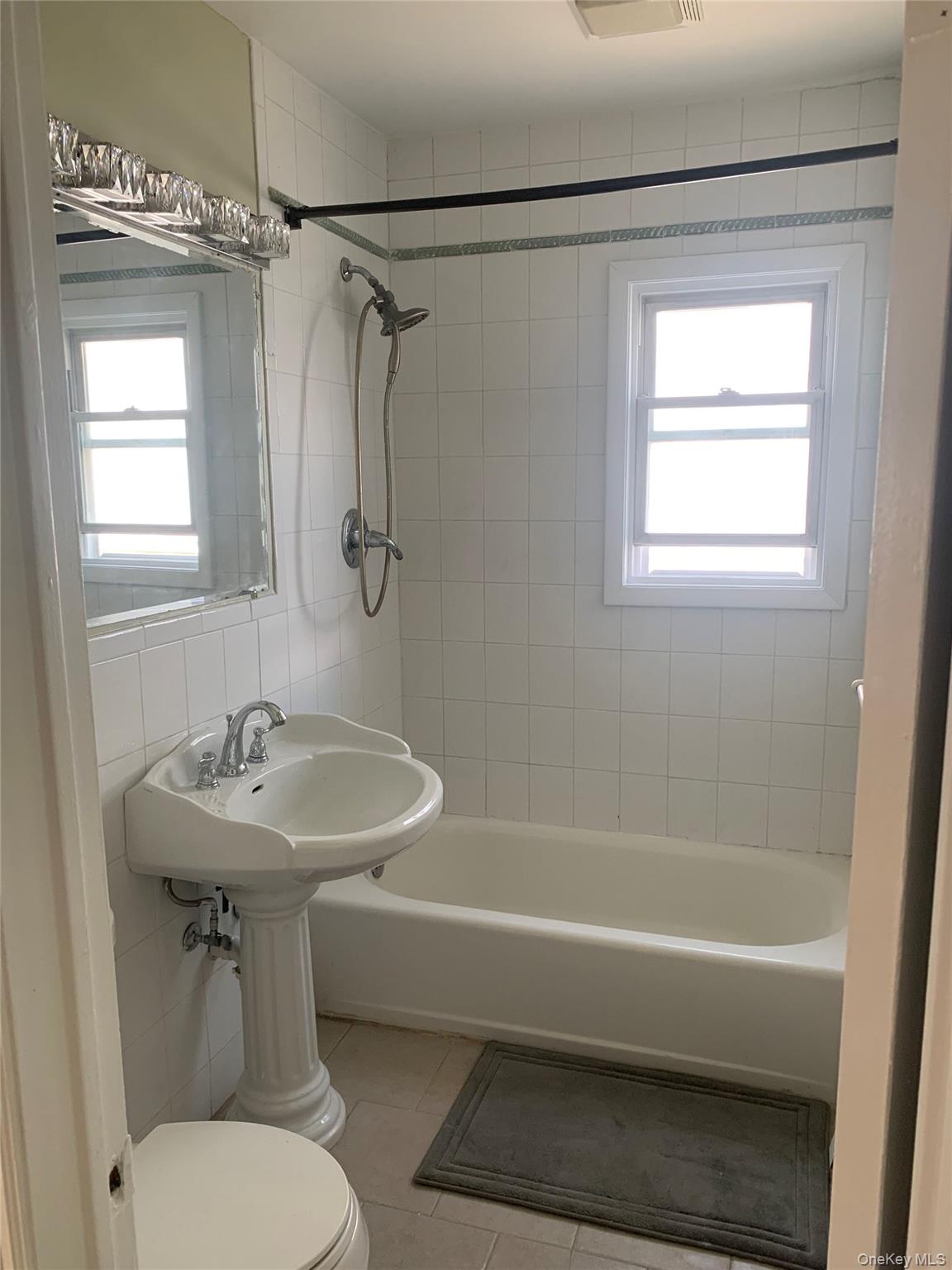 431 E Chester Street Property Photo 11