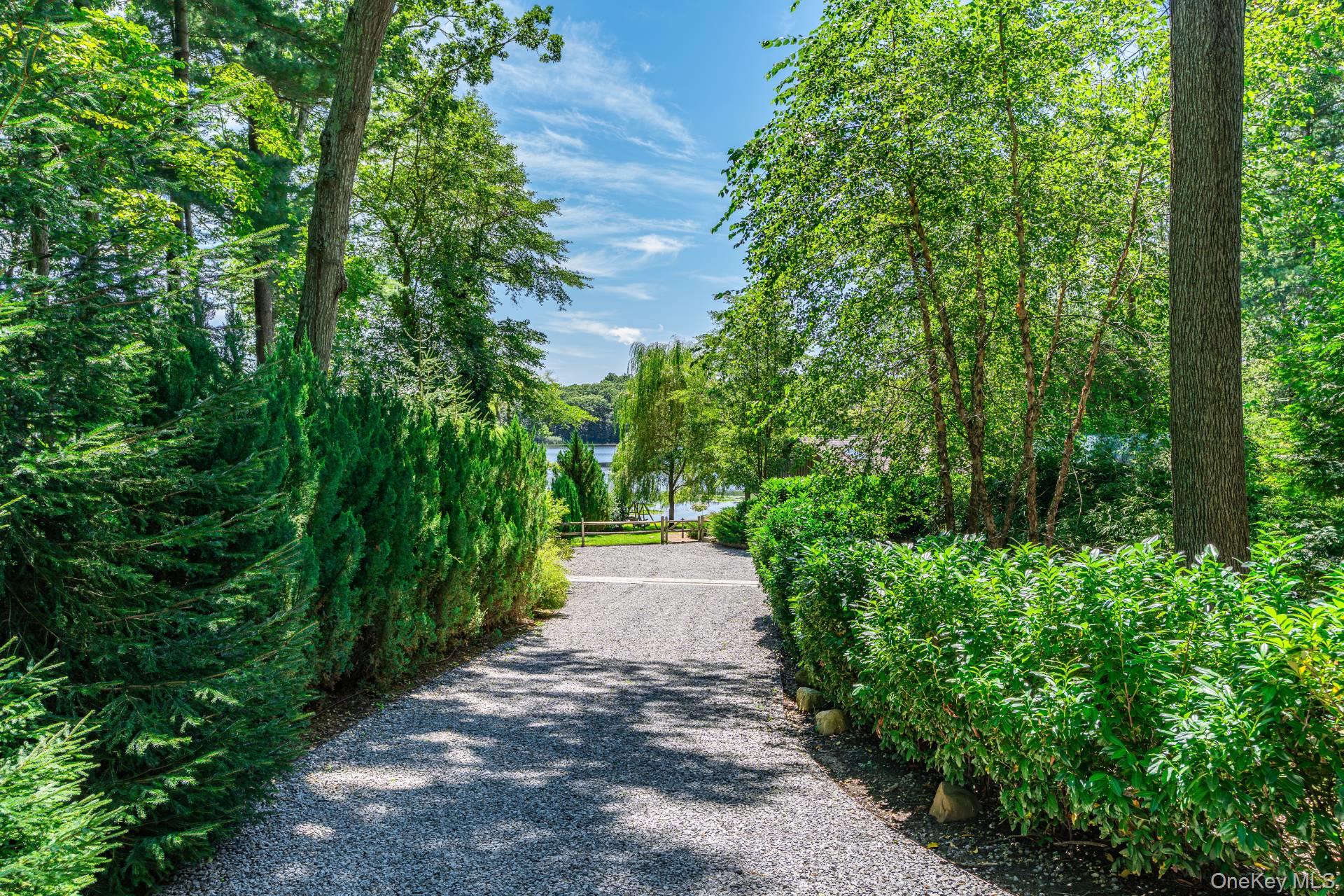 1036267 Property Photo 1