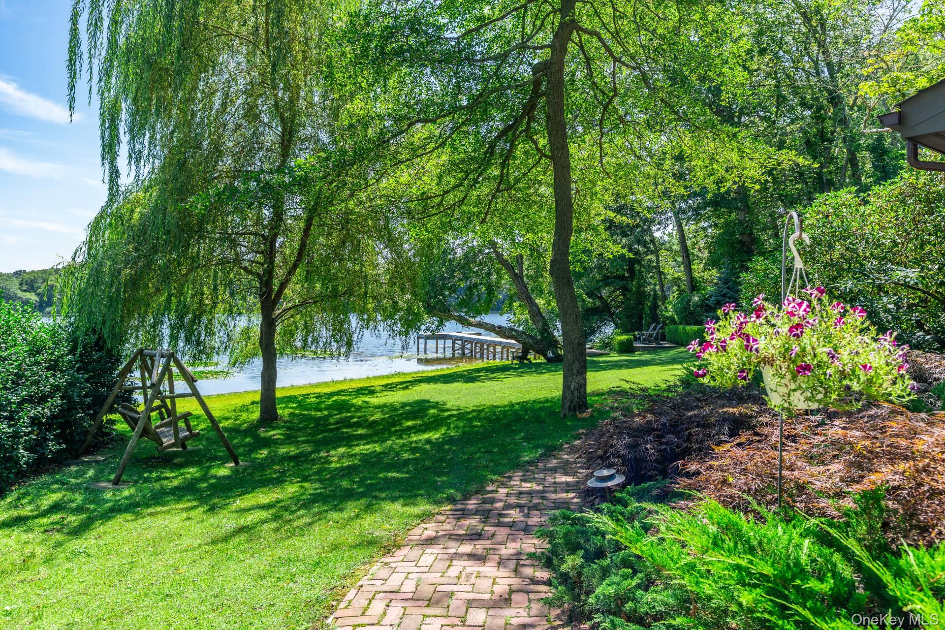 1036267 Property Photo 2