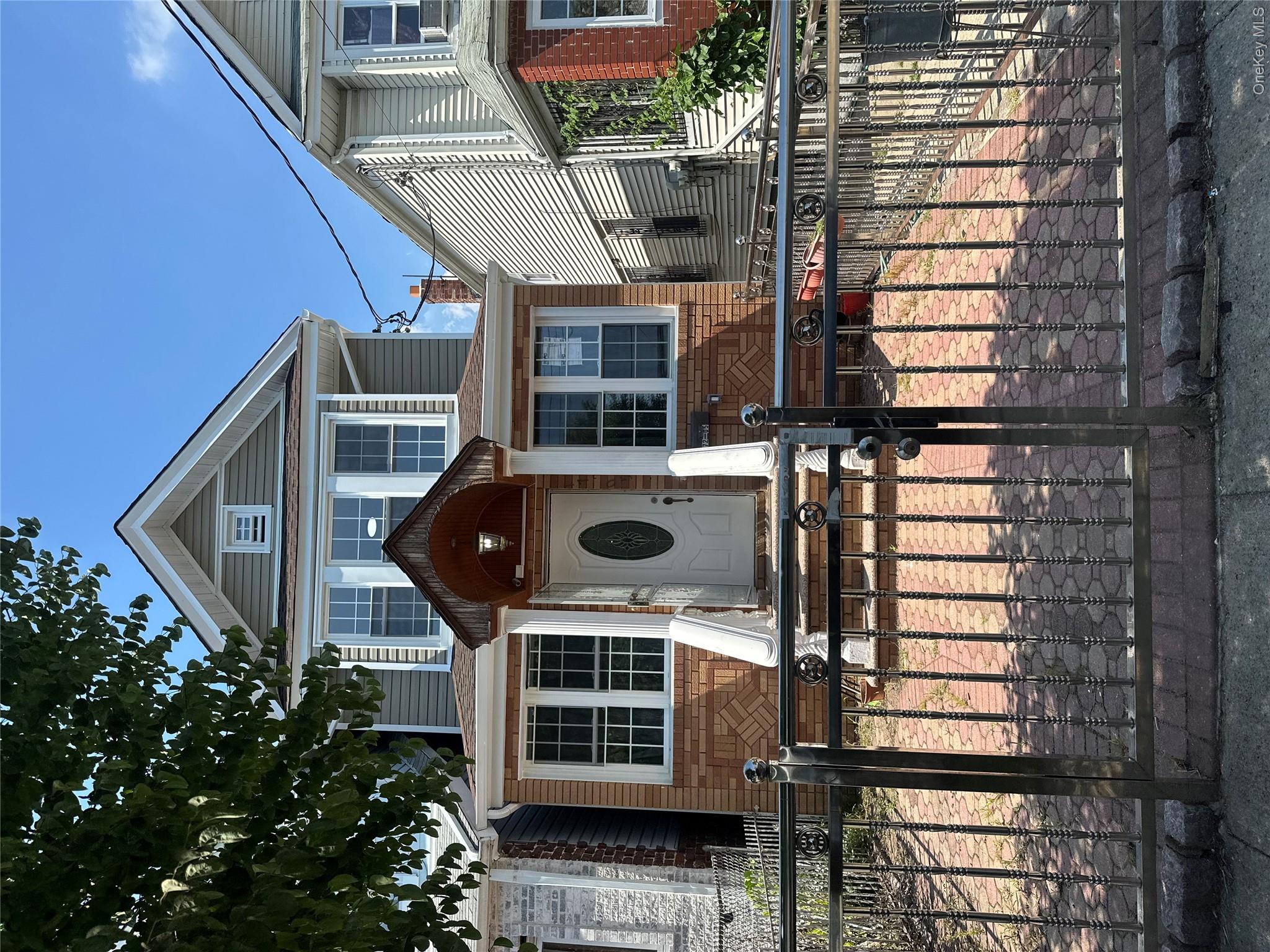 17205 89th Avenue Property Photo 29