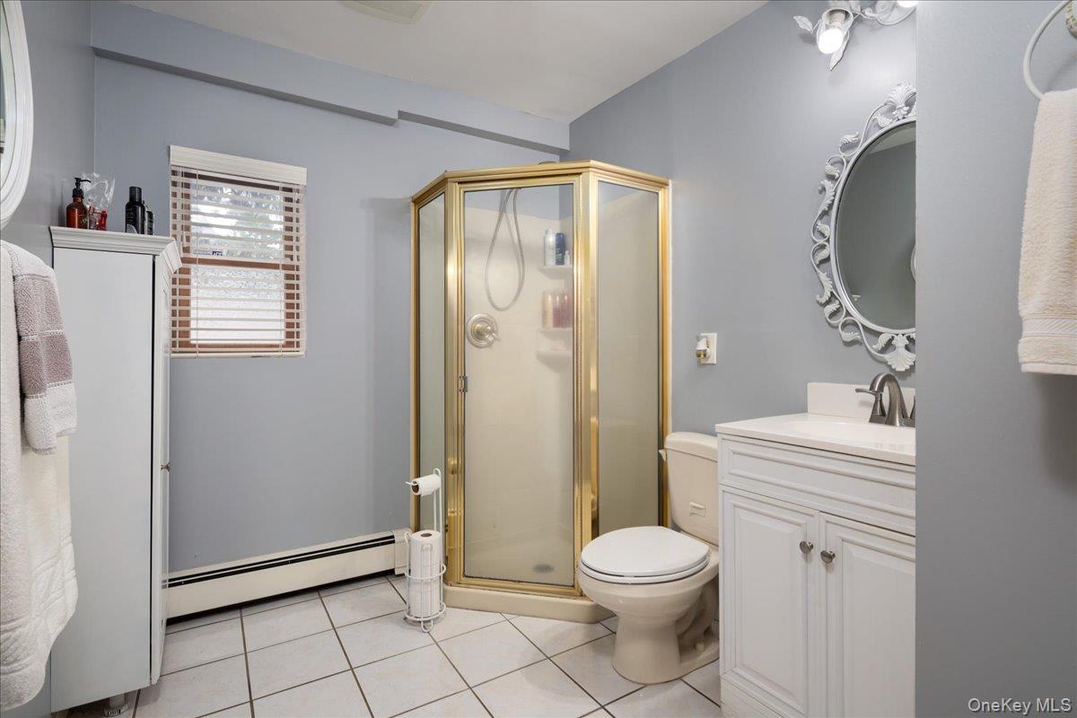 242 Seidman Place Property Photo 10