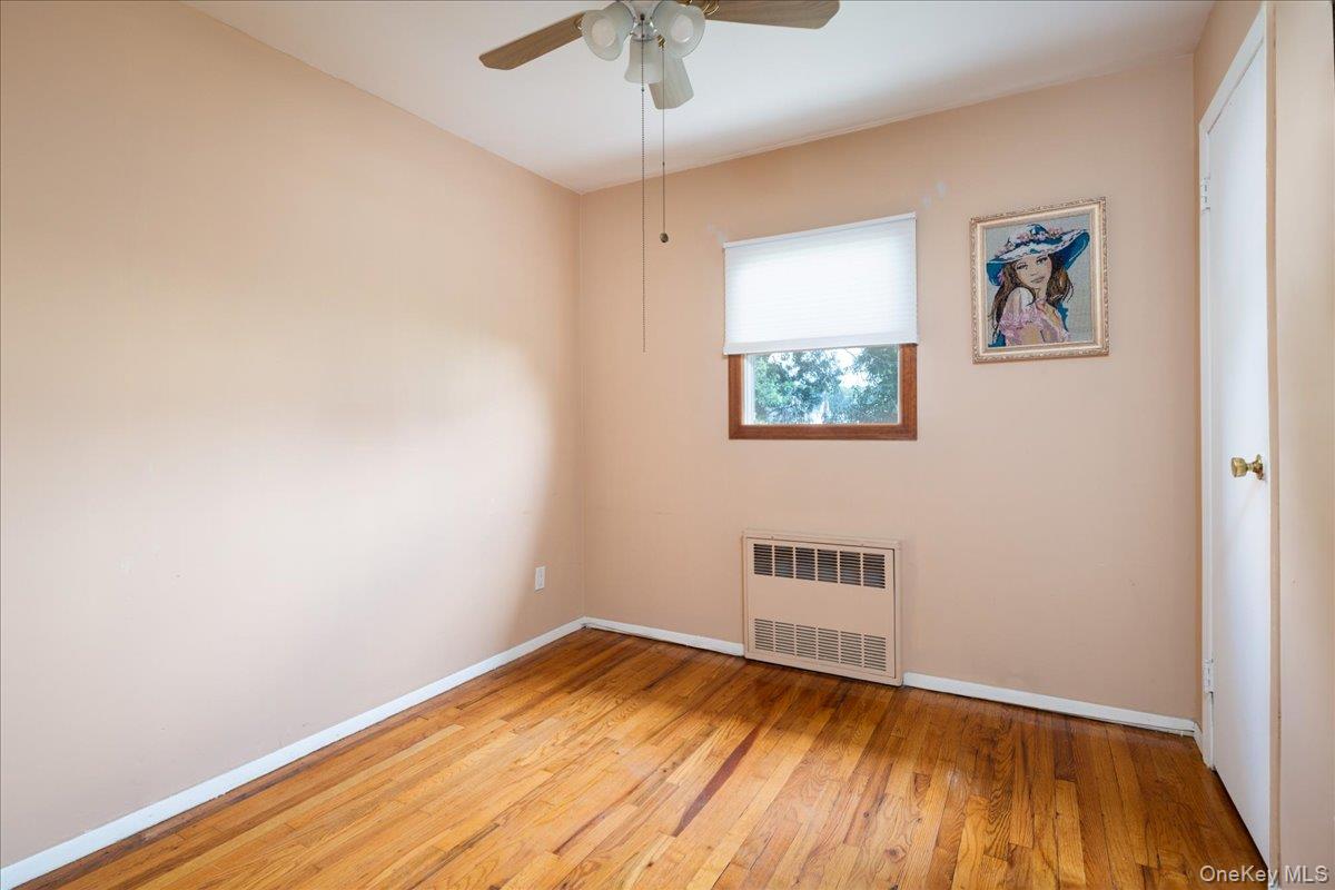 242 Seidman Place Property Photo 17