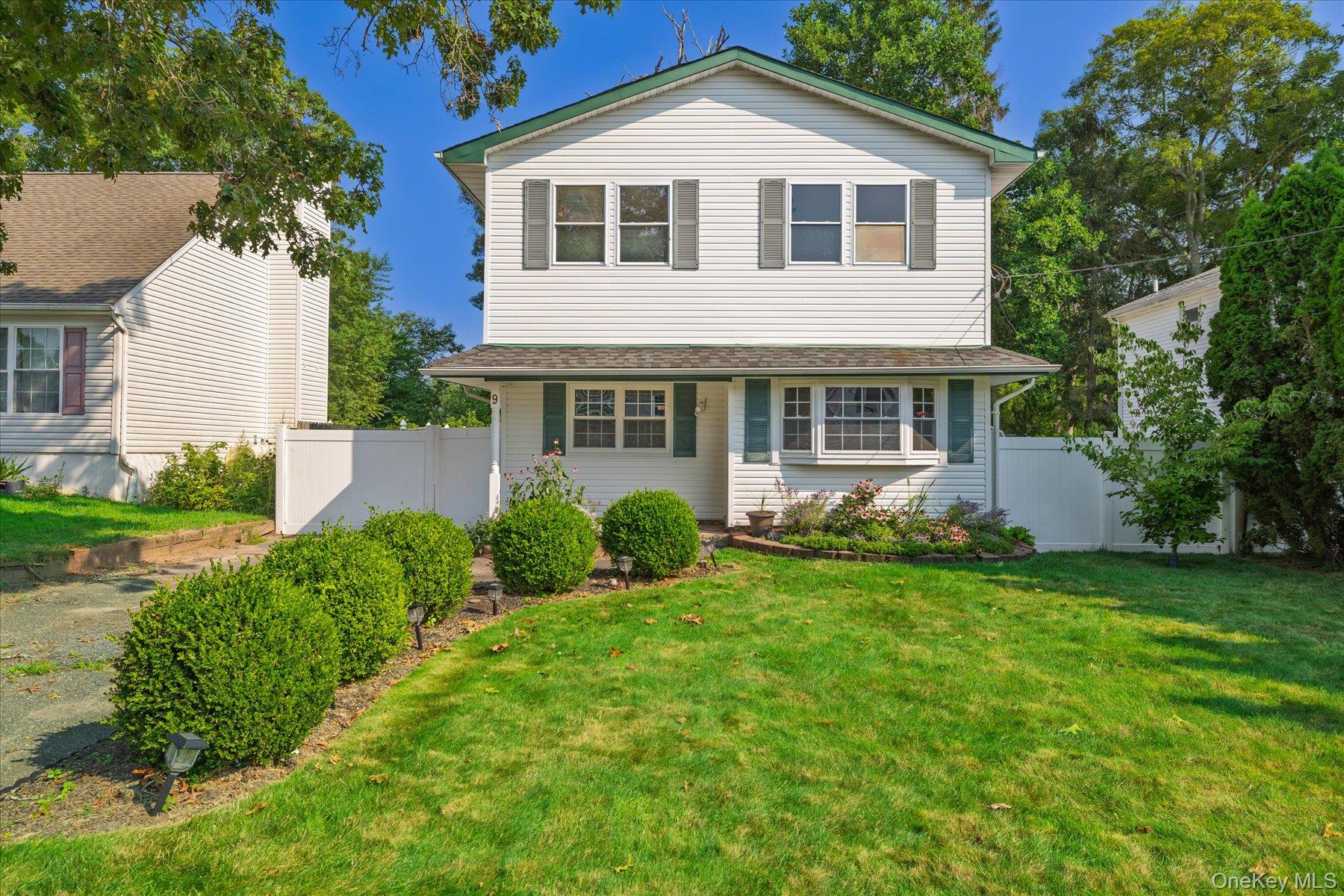 9 Robinson Drive Property Photo 1
