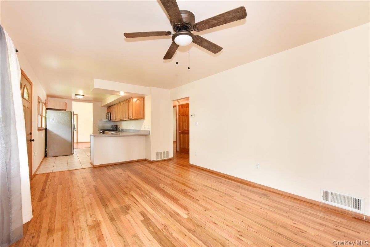 257 Maple Street Property Photo 7