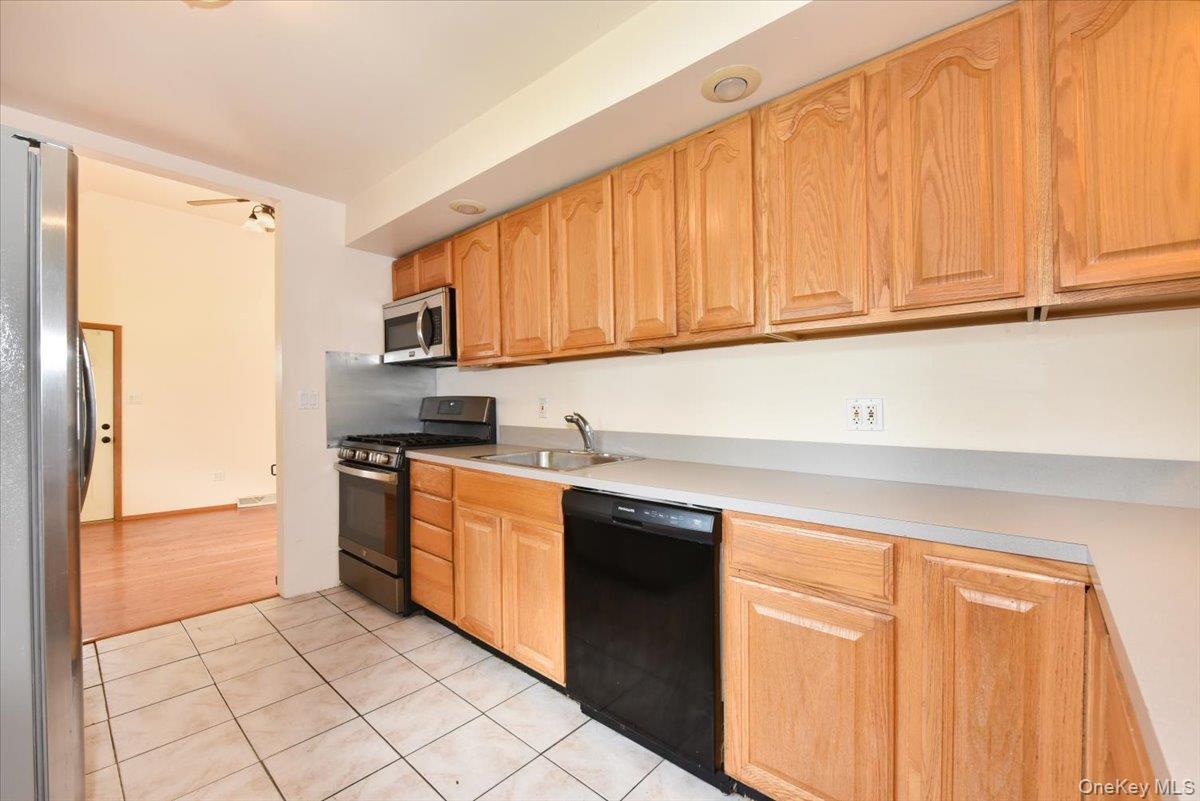 257 Maple Street Property Photo 9