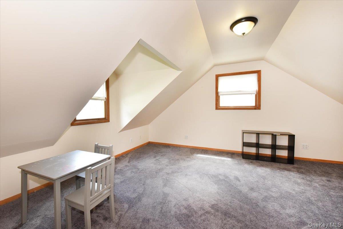 257 Maple Street Property Photo 20