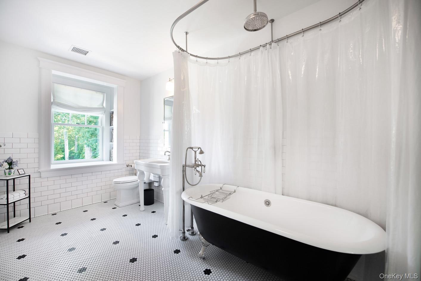 1140 Park Avenue Property Photo 43