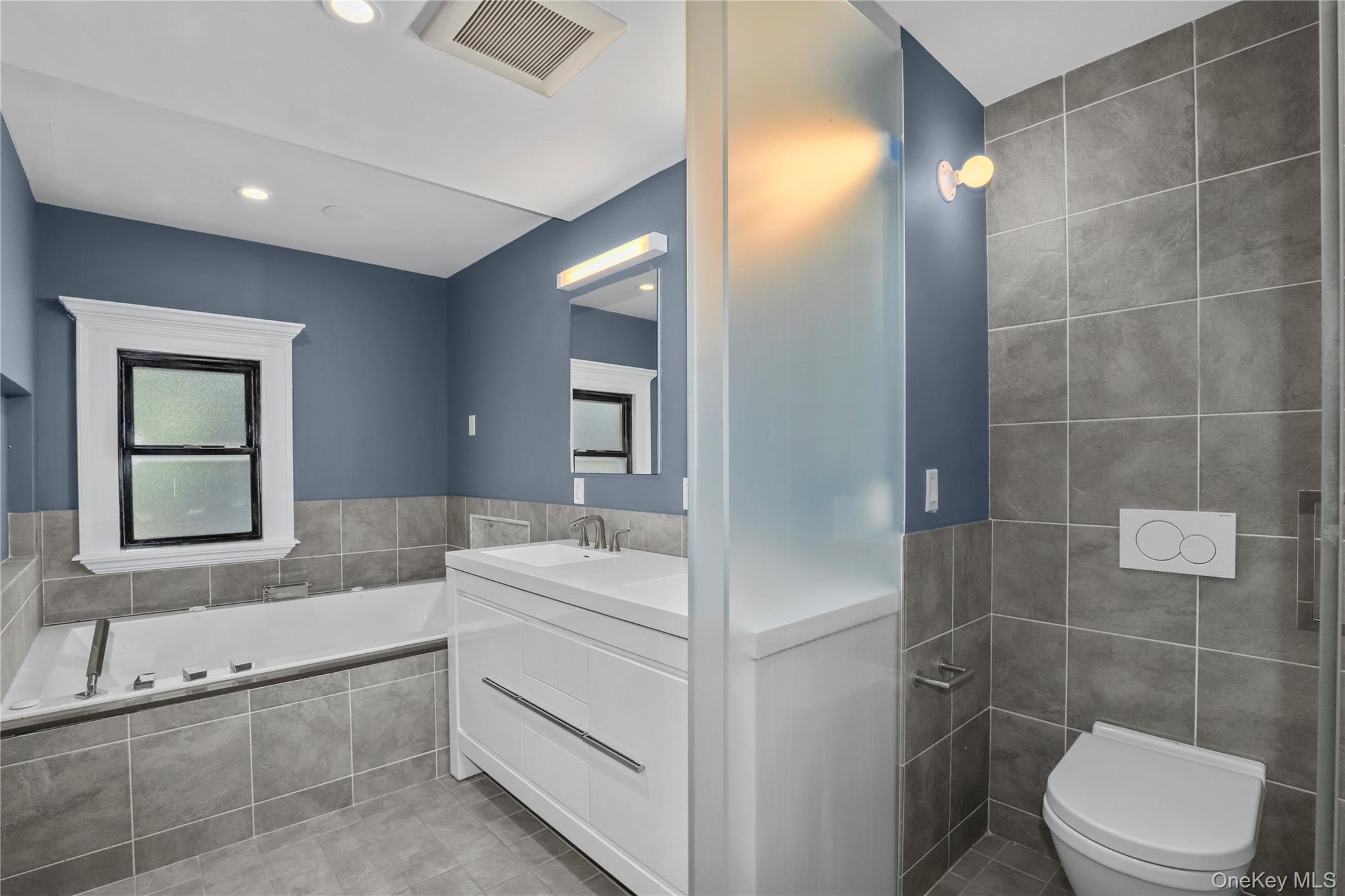 753 Warburton Avenue 2 Property Photo 10
