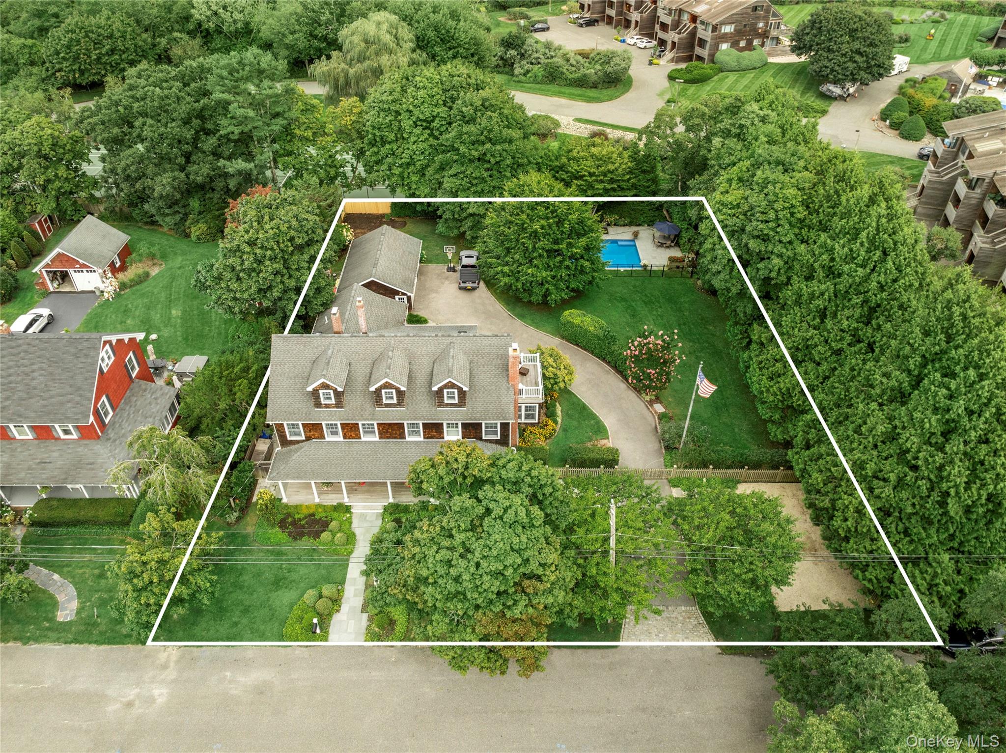 65 Watchogue Avenue Property Photo 3