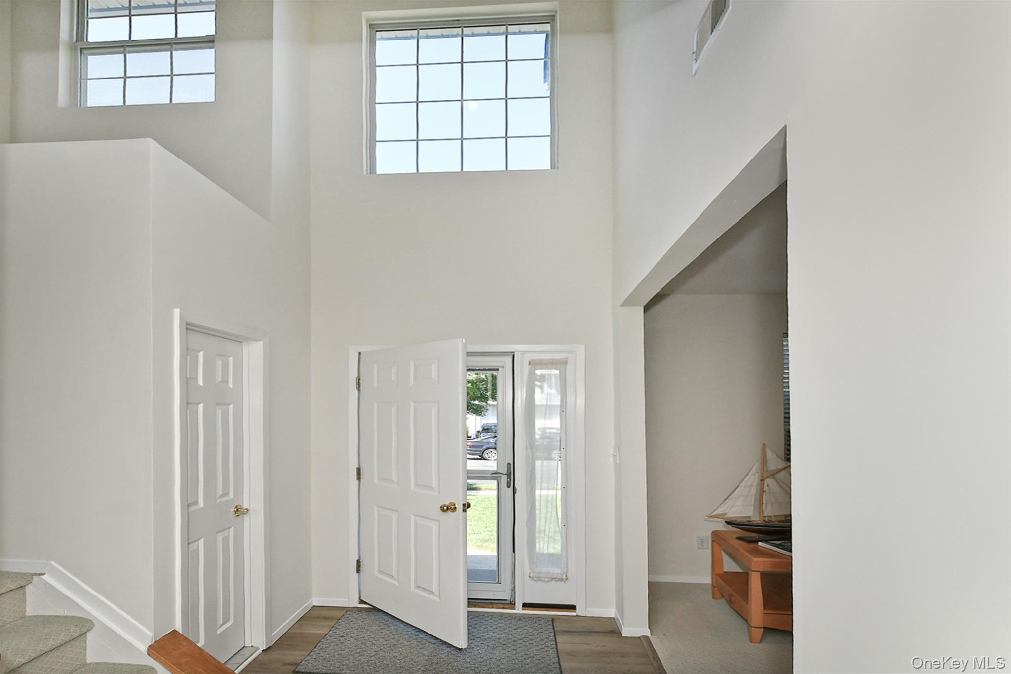 196 Cranberry Court Property Photo 6