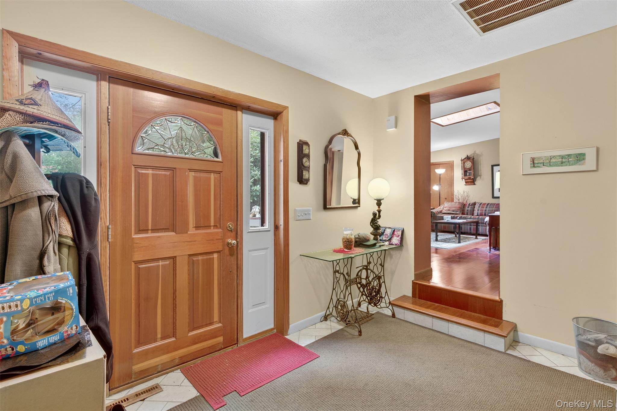 41 Penny Lane Property Photo 5
