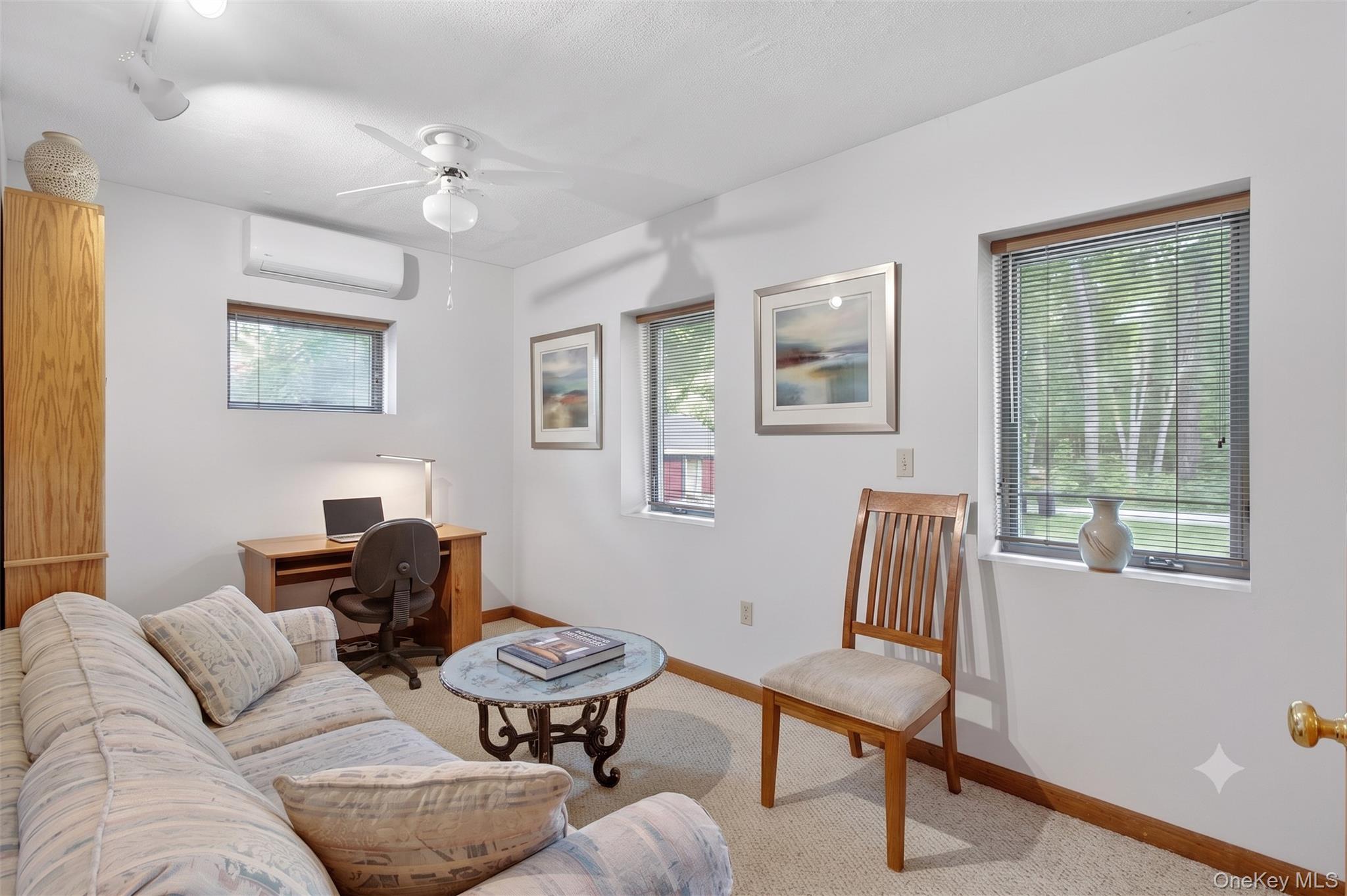 41 Penny Lane Property Photo 17