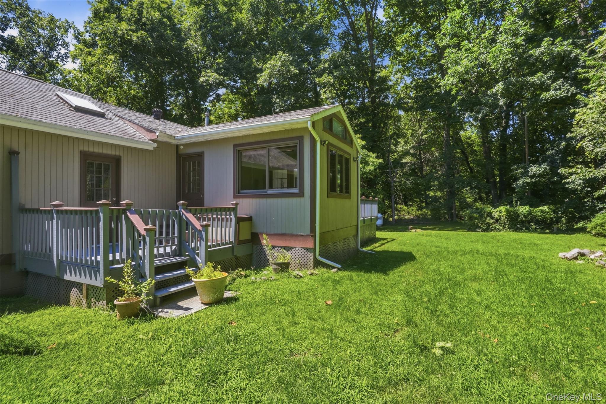 41 Penny Lane Property Photo 27