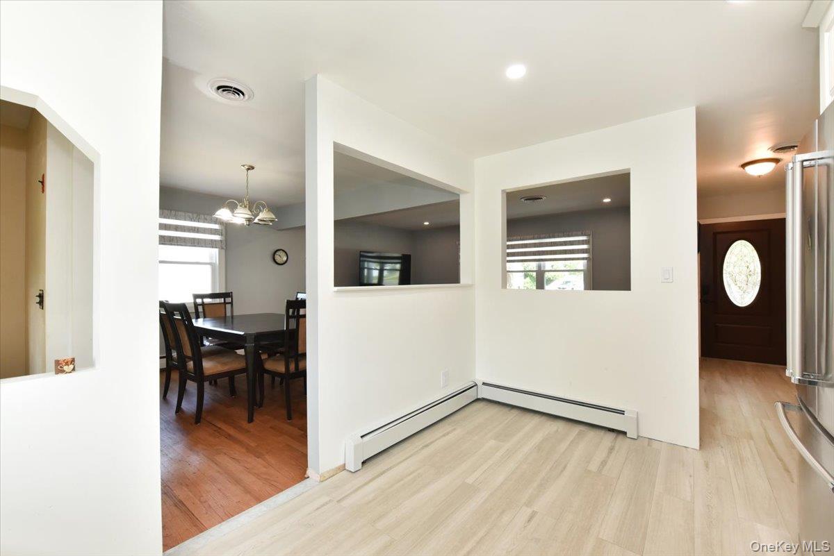 156 Jerusalem Avenue Property Photo 17