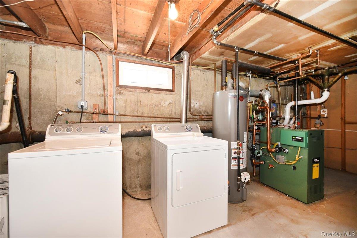156 Jerusalem Avenue Property Photo 24