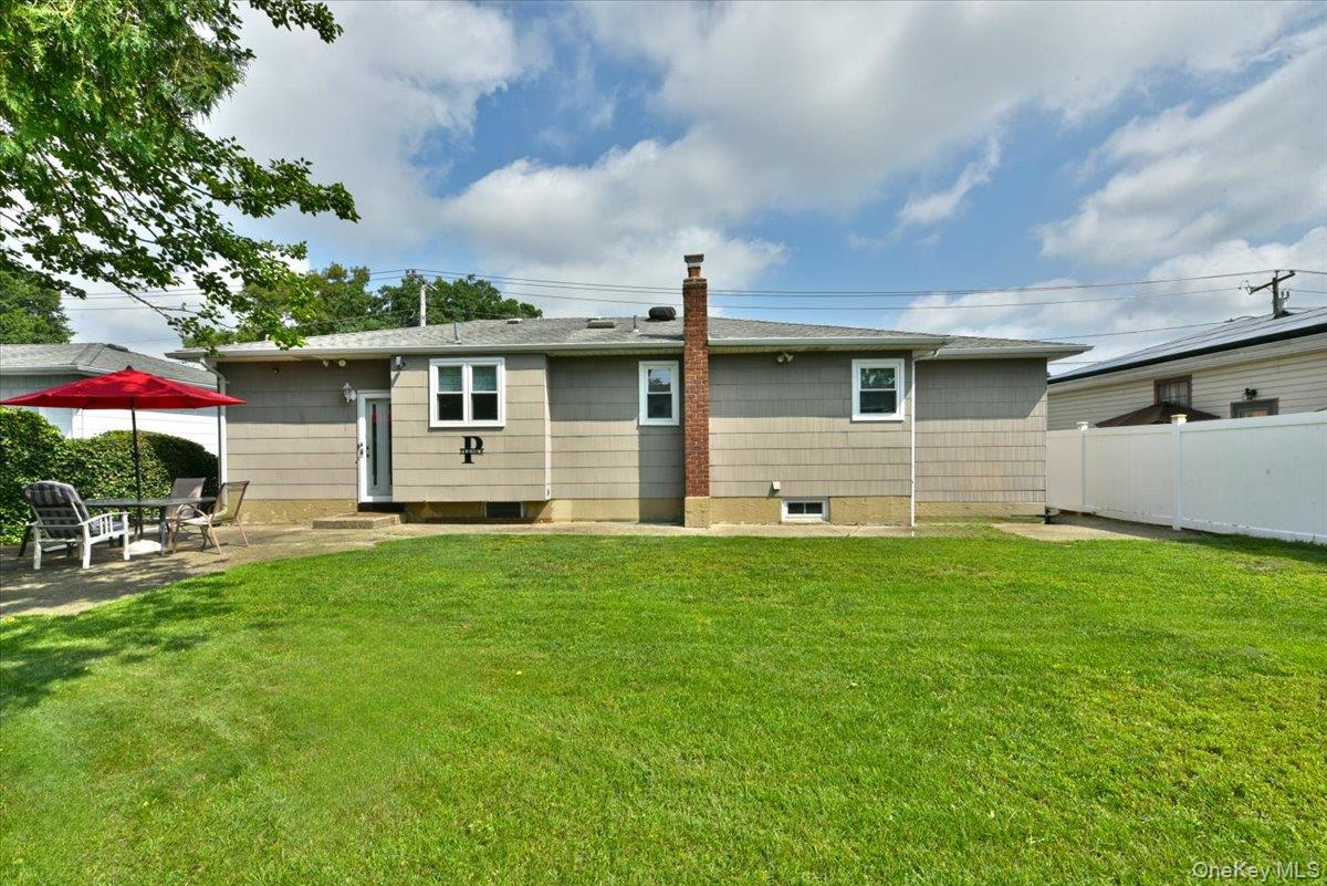 156 Jerusalem Avenue Property Photo 25
