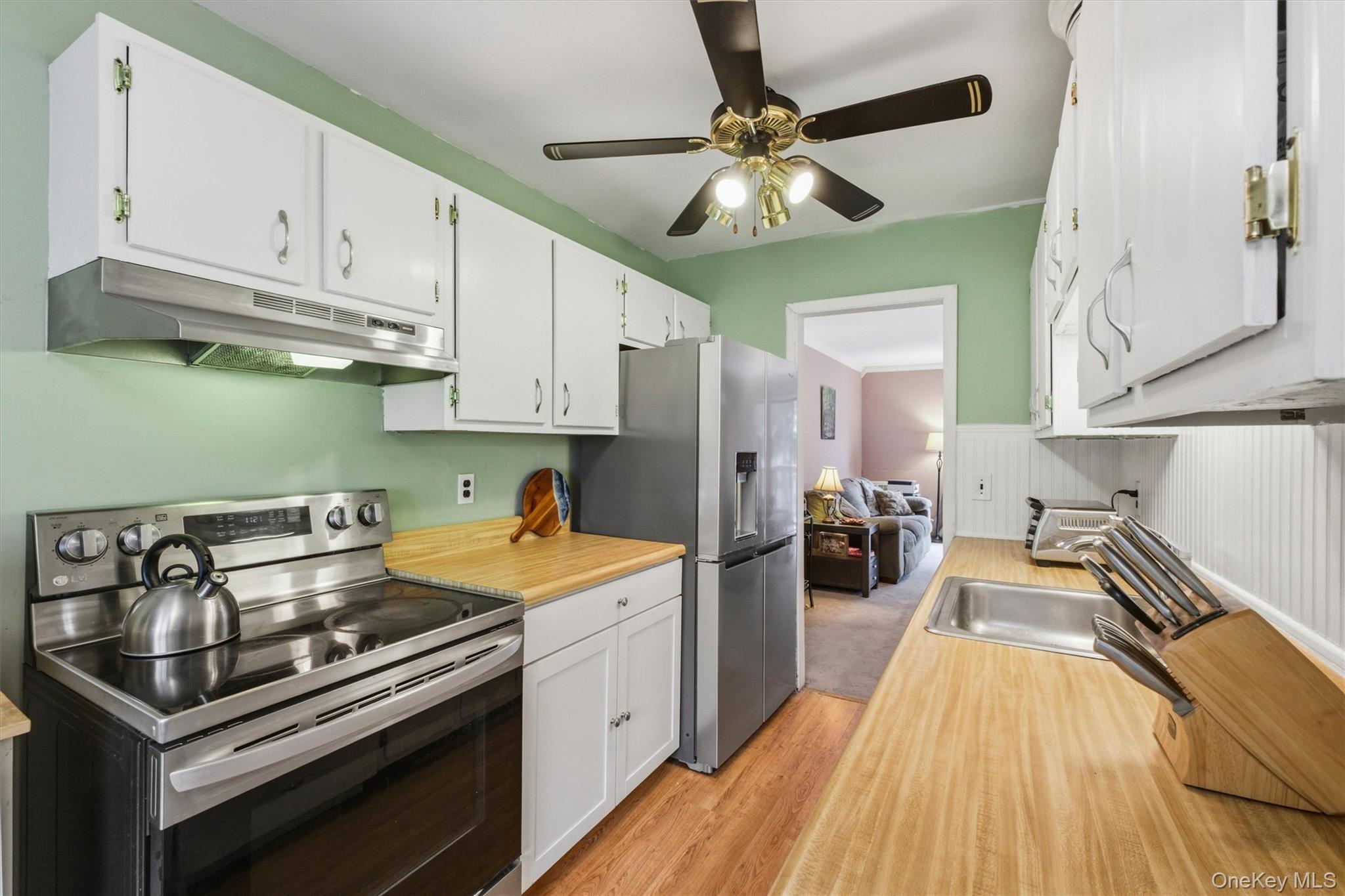 803 Village Drive Property Photo 14