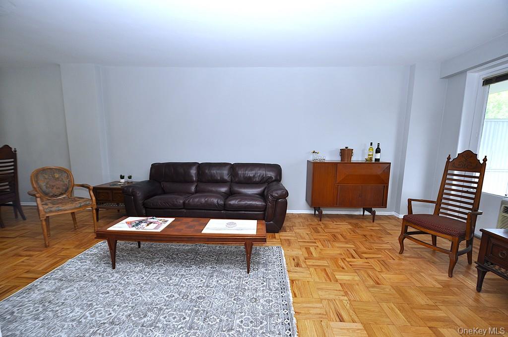 281 Garth Road B1g Property Photo 7