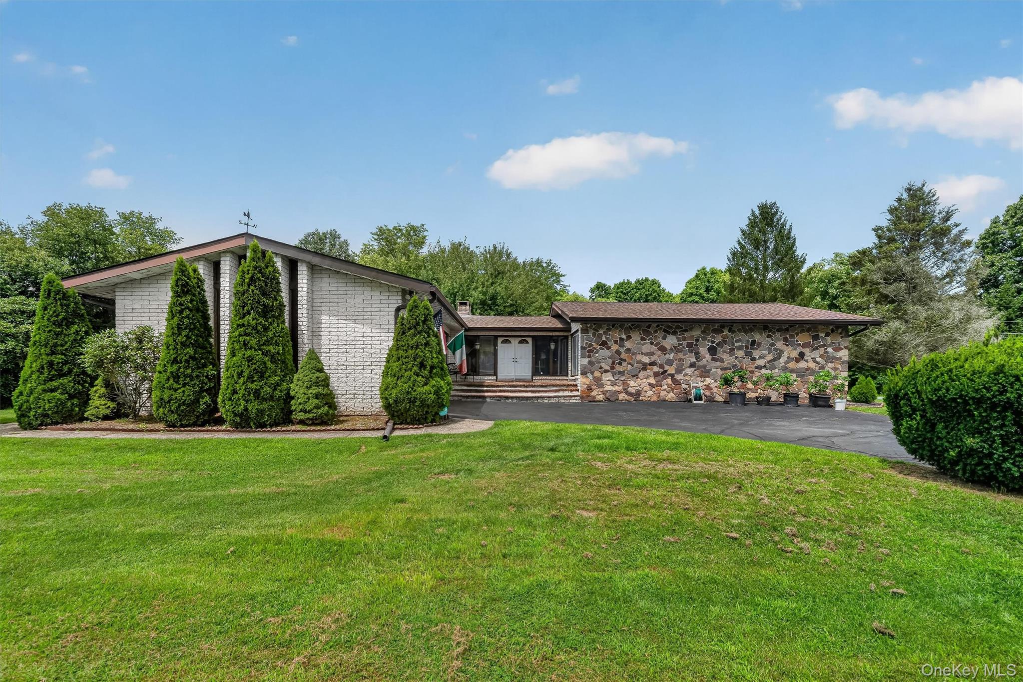 9 Carpenter Road Property Photo 1