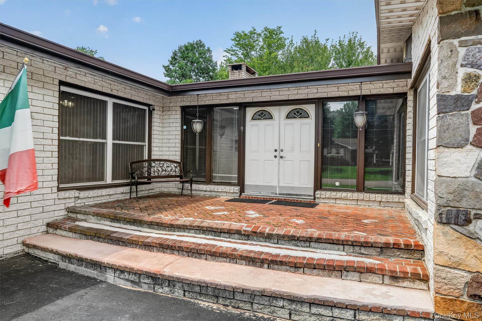 9 Carpenter Road Property Photo 3