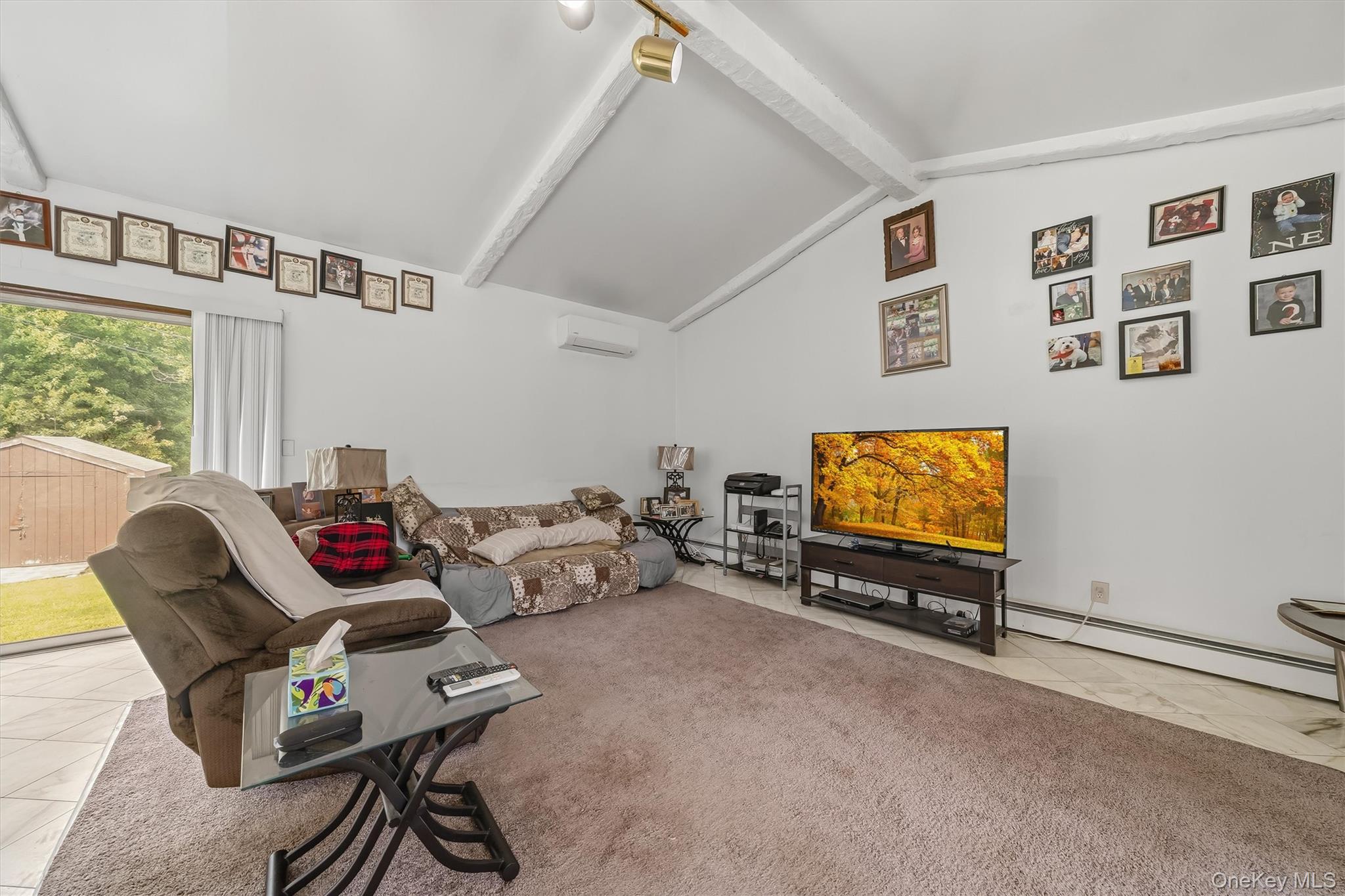 9 Carpenter Road Property Photo 4