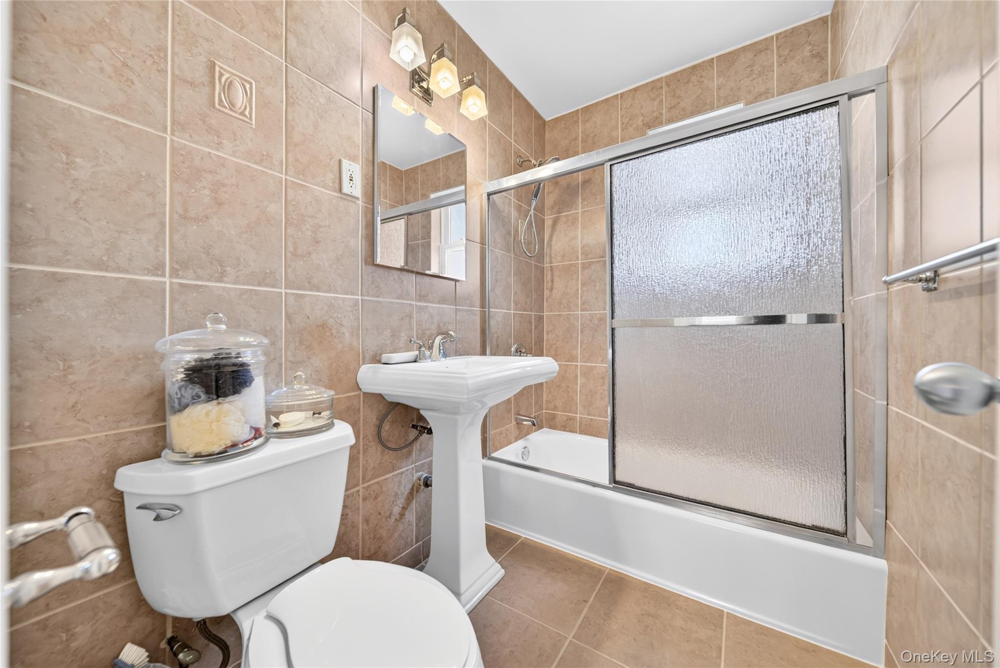 138-25 68th Drive 3d Property Photo 8