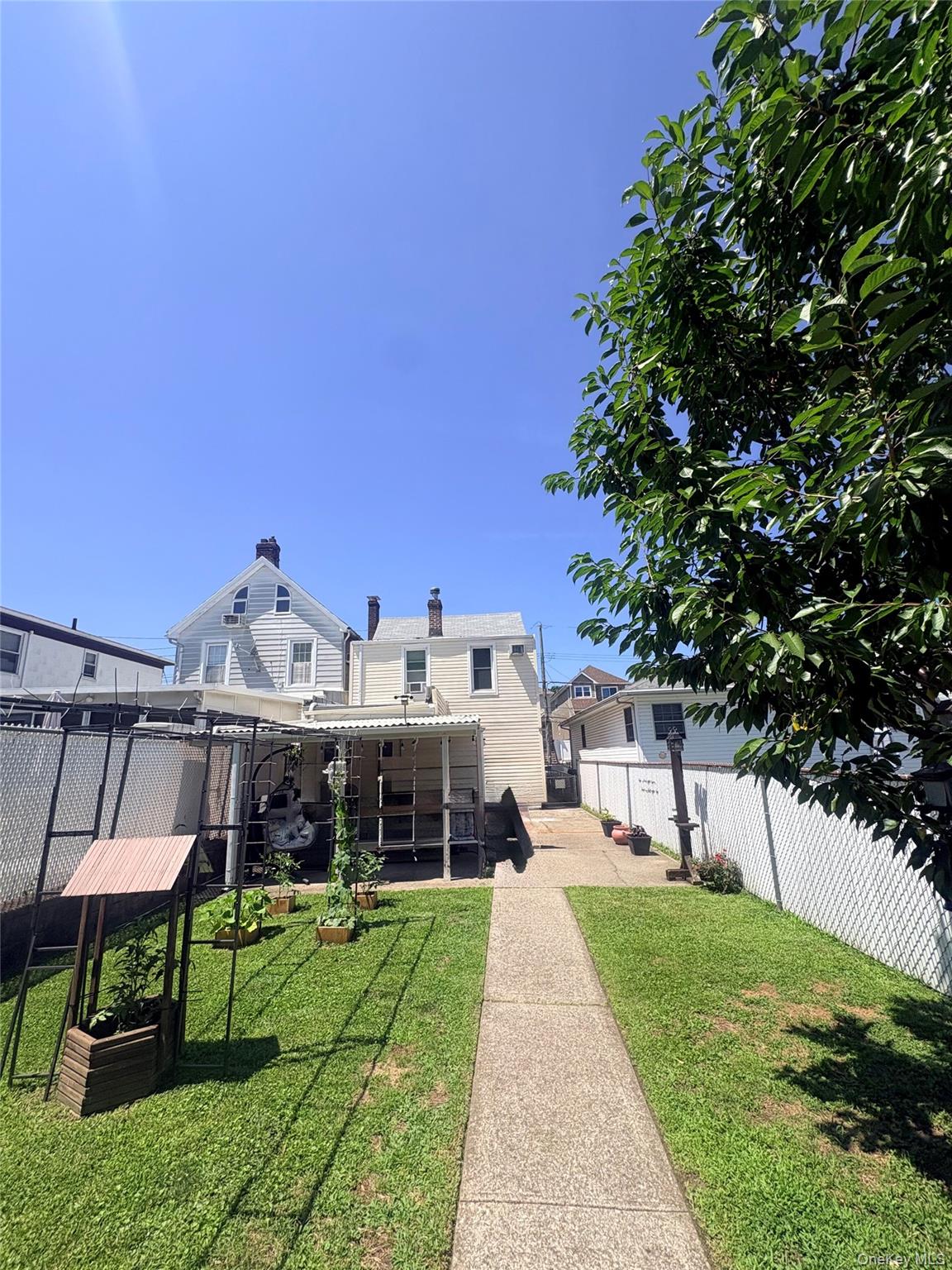 42 Saint Marys Avenue Property Photo 13