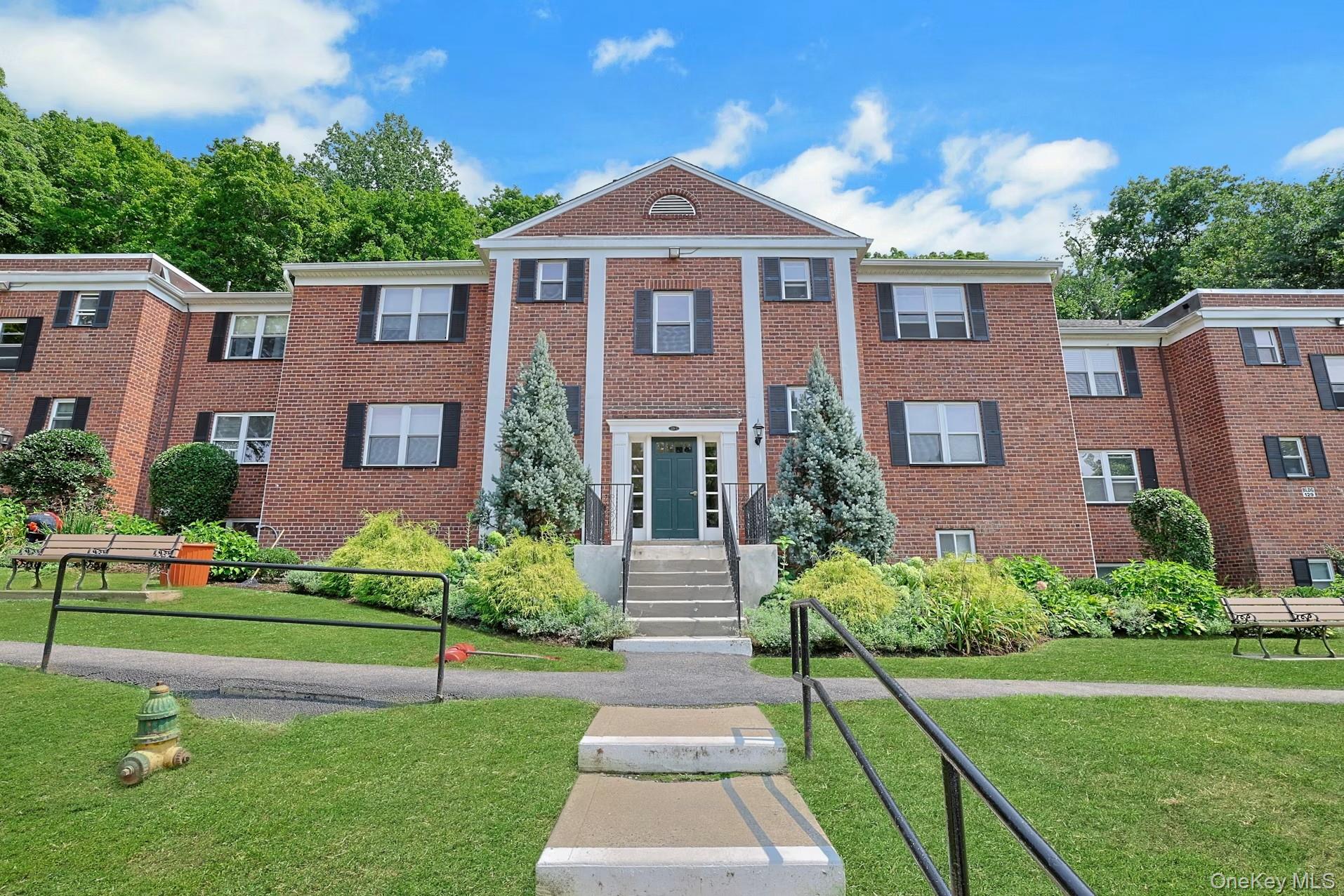 129-1 S Highland Avenue B3 Property Photo 1
