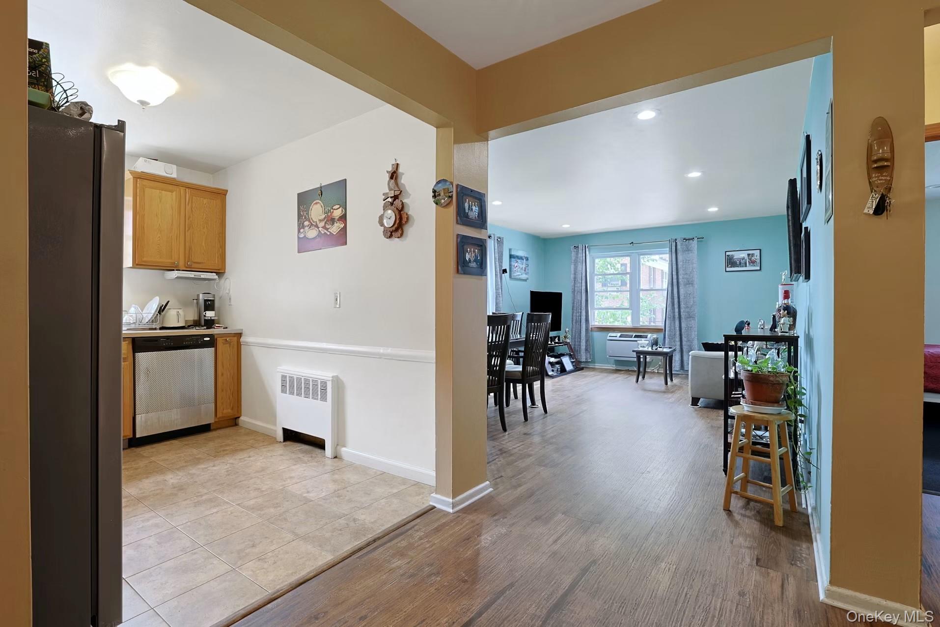 129-1 S Highland Avenue B3 Property Photo 4