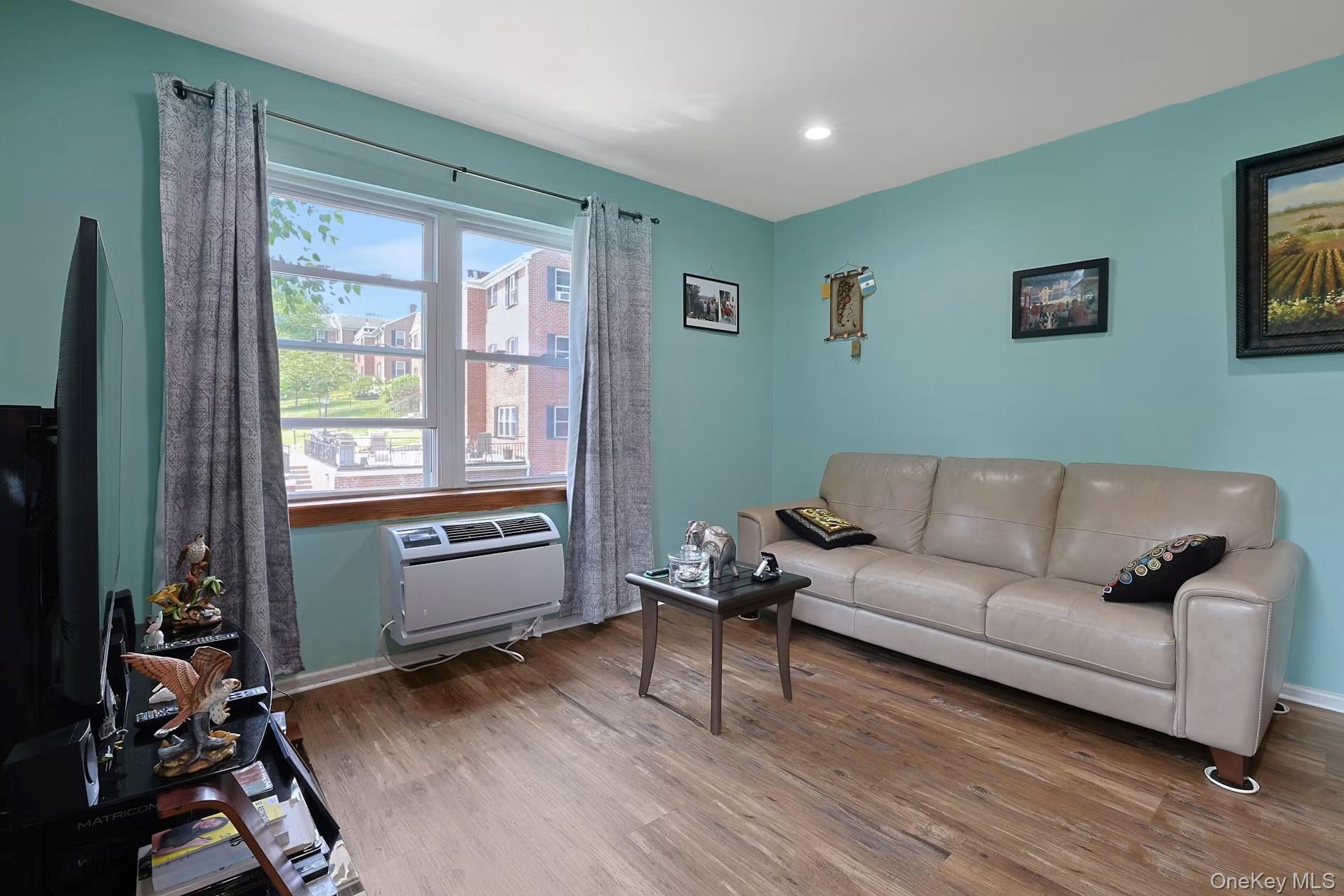 129-1 S Highland Avenue B3 Property Photo 9