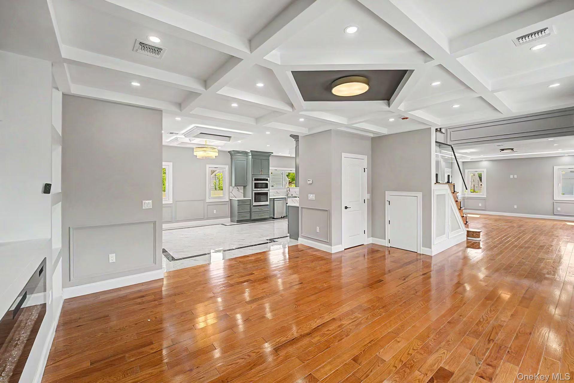 16 Violet Avenue Property Photo 12