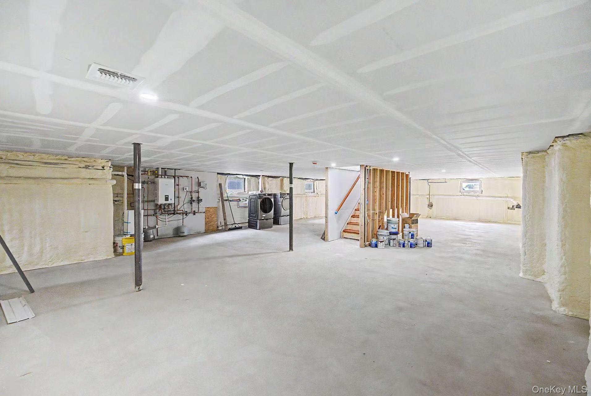 16 Violet Avenue Property Photo 22