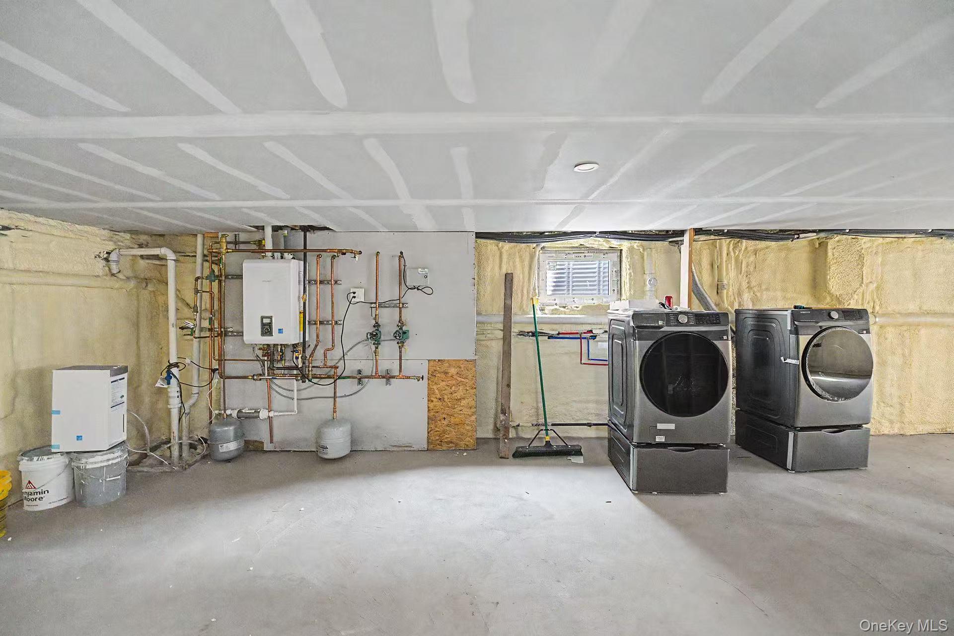 16 Violet Avenue Property Photo 23