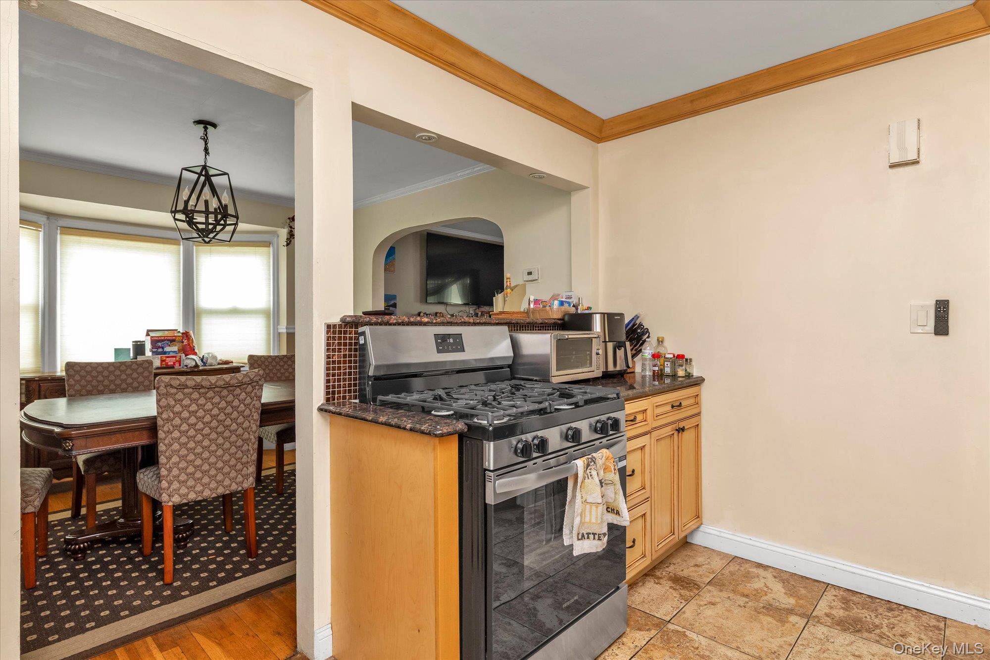 1 Windsor Place Property Photo 9