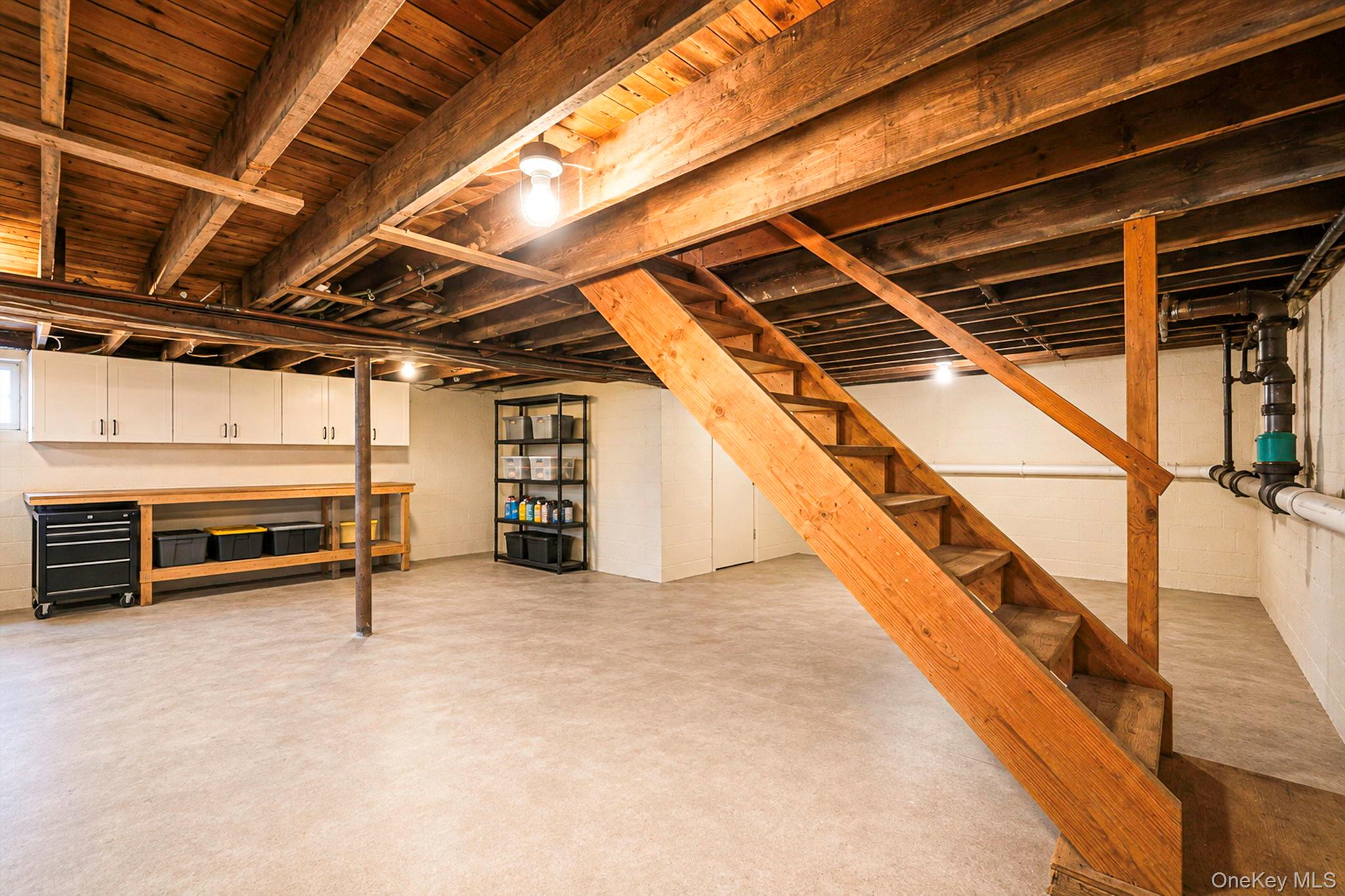 1 Bradish Lane Property Photo 16