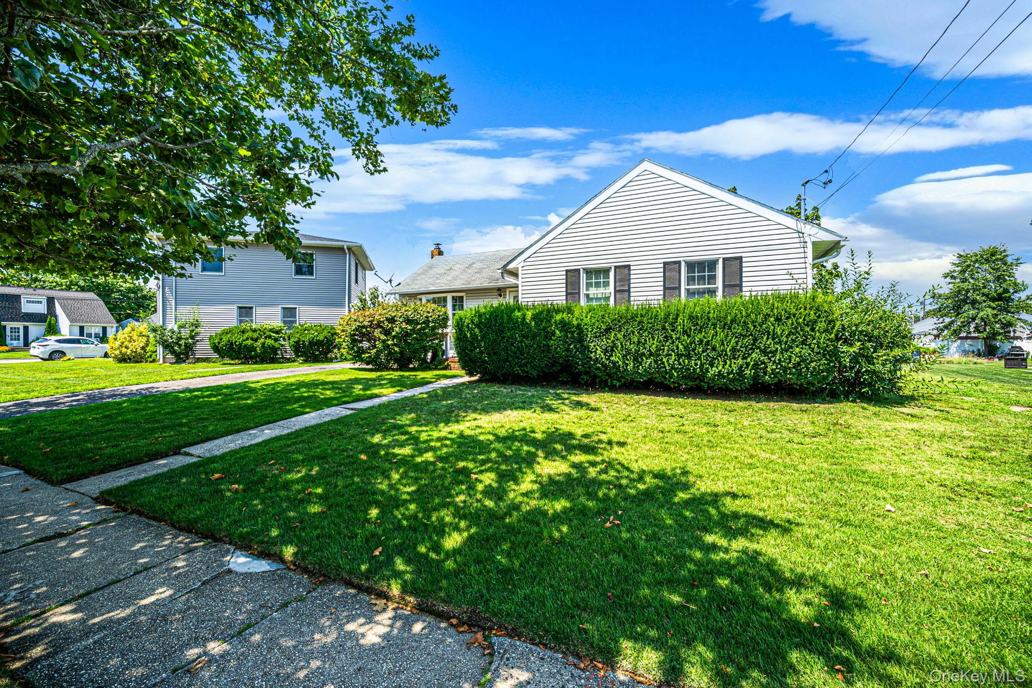 1 Bradish Lane Property Photo 17
