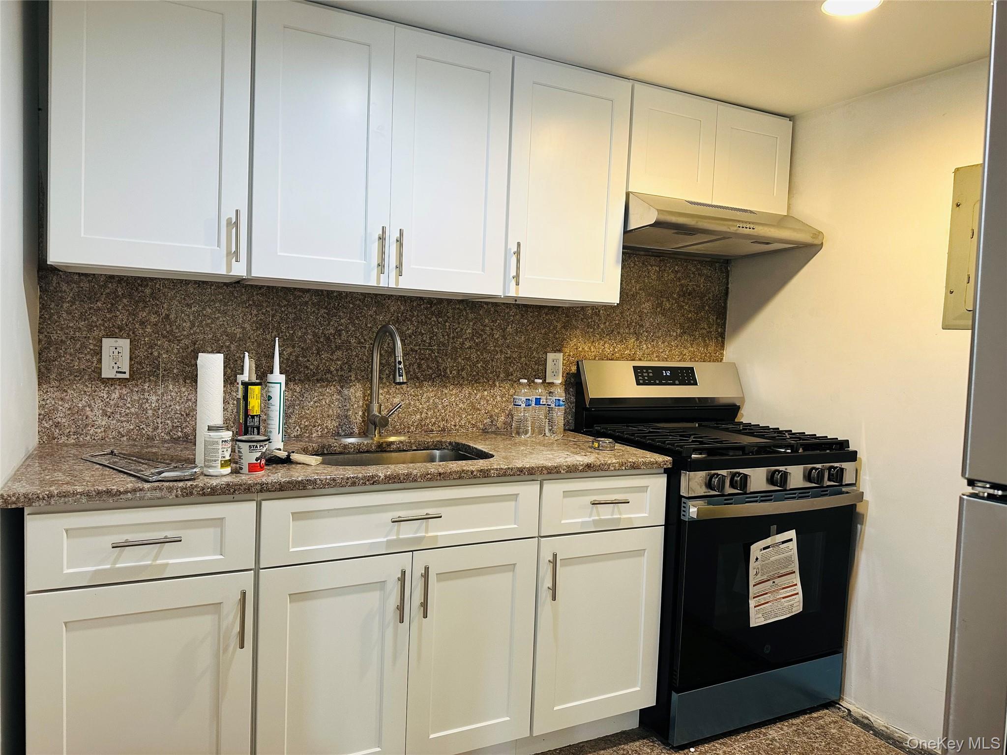 10009 39th Avenue 4e Property Photo 9