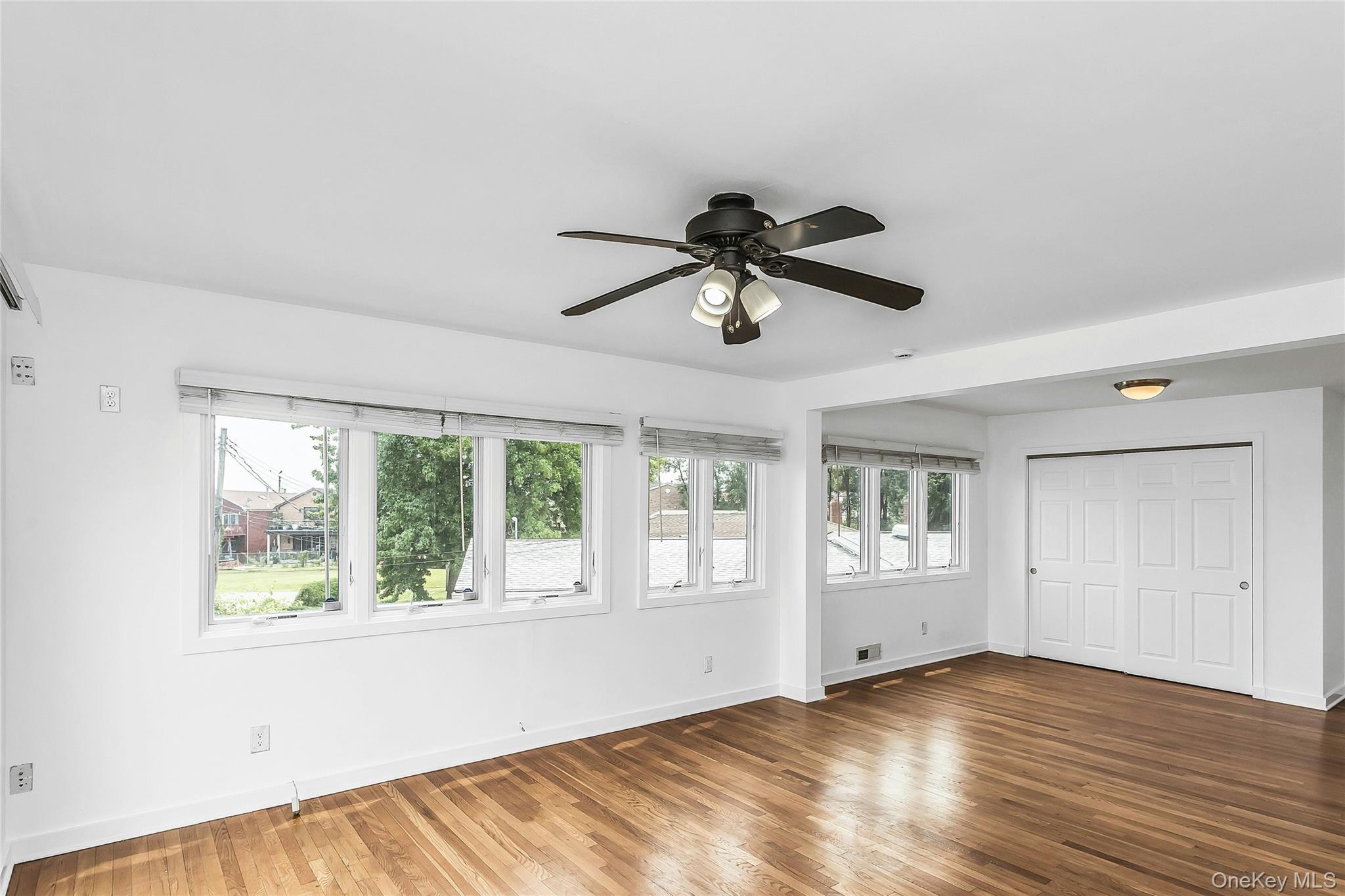 14962 Powells Cove Boulevard Property Photo 14