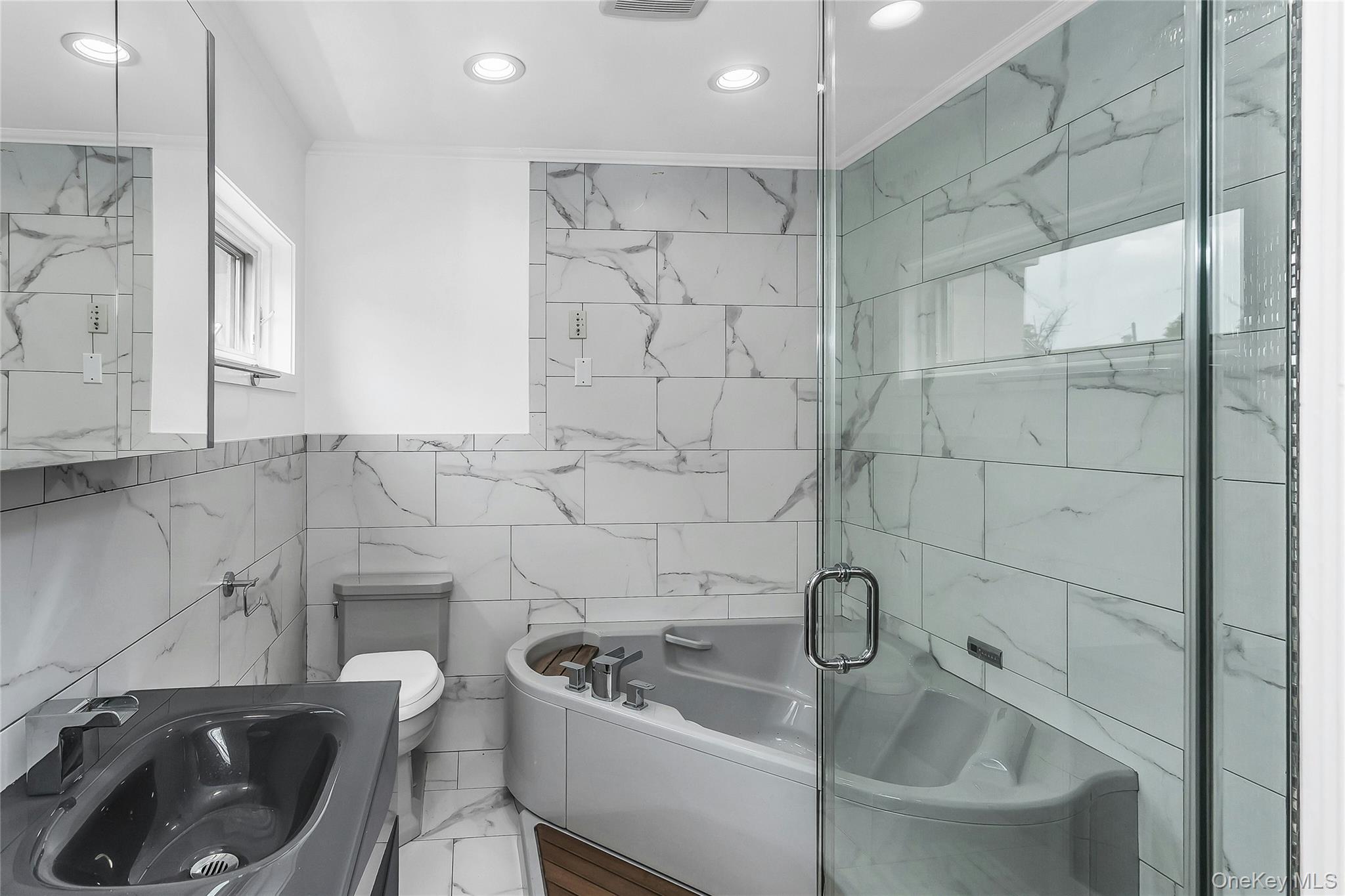 14962 Powells Cove Boulevard Property Photo 16