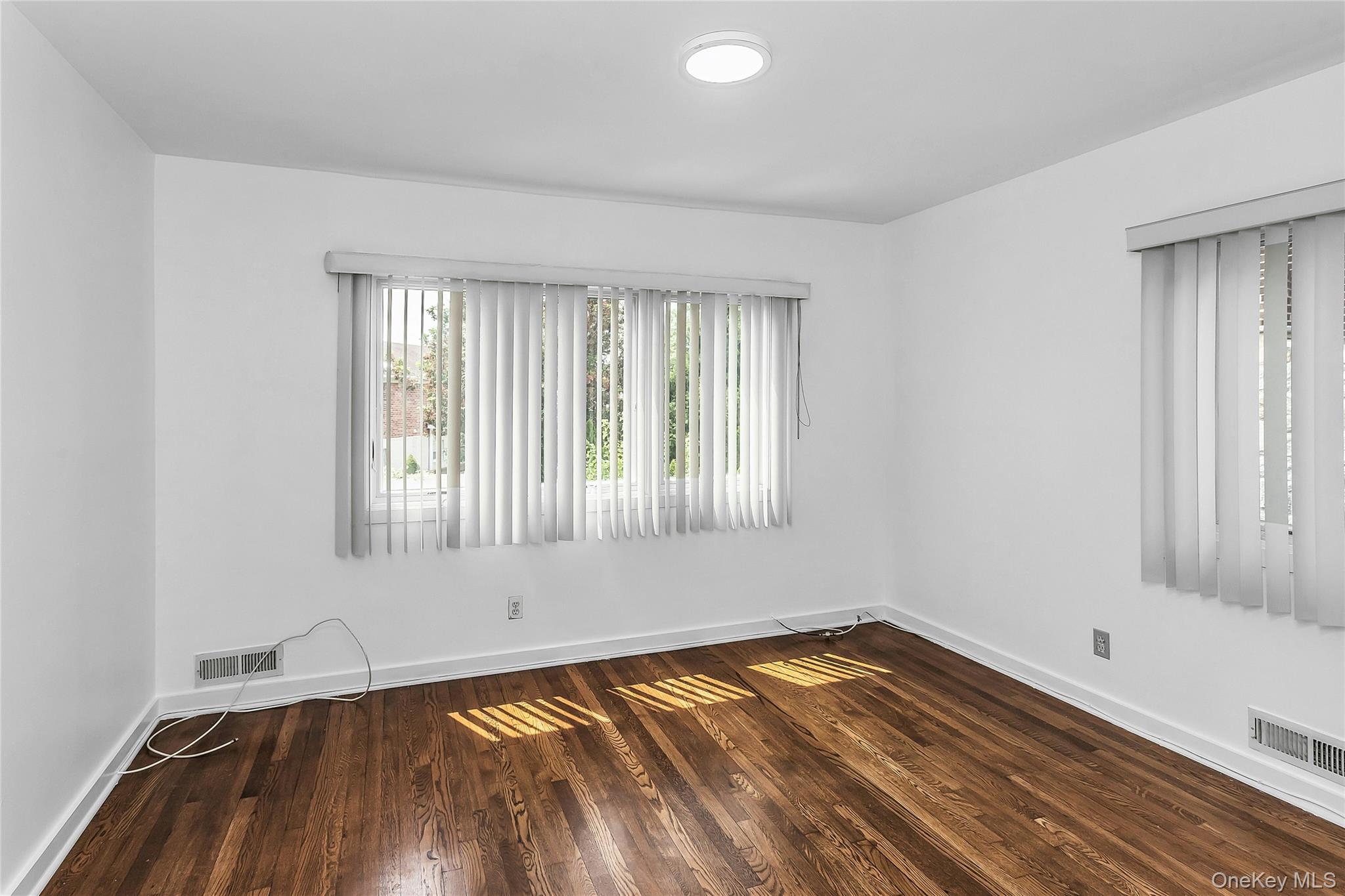 14962 Powells Cove Boulevard Property Photo 18