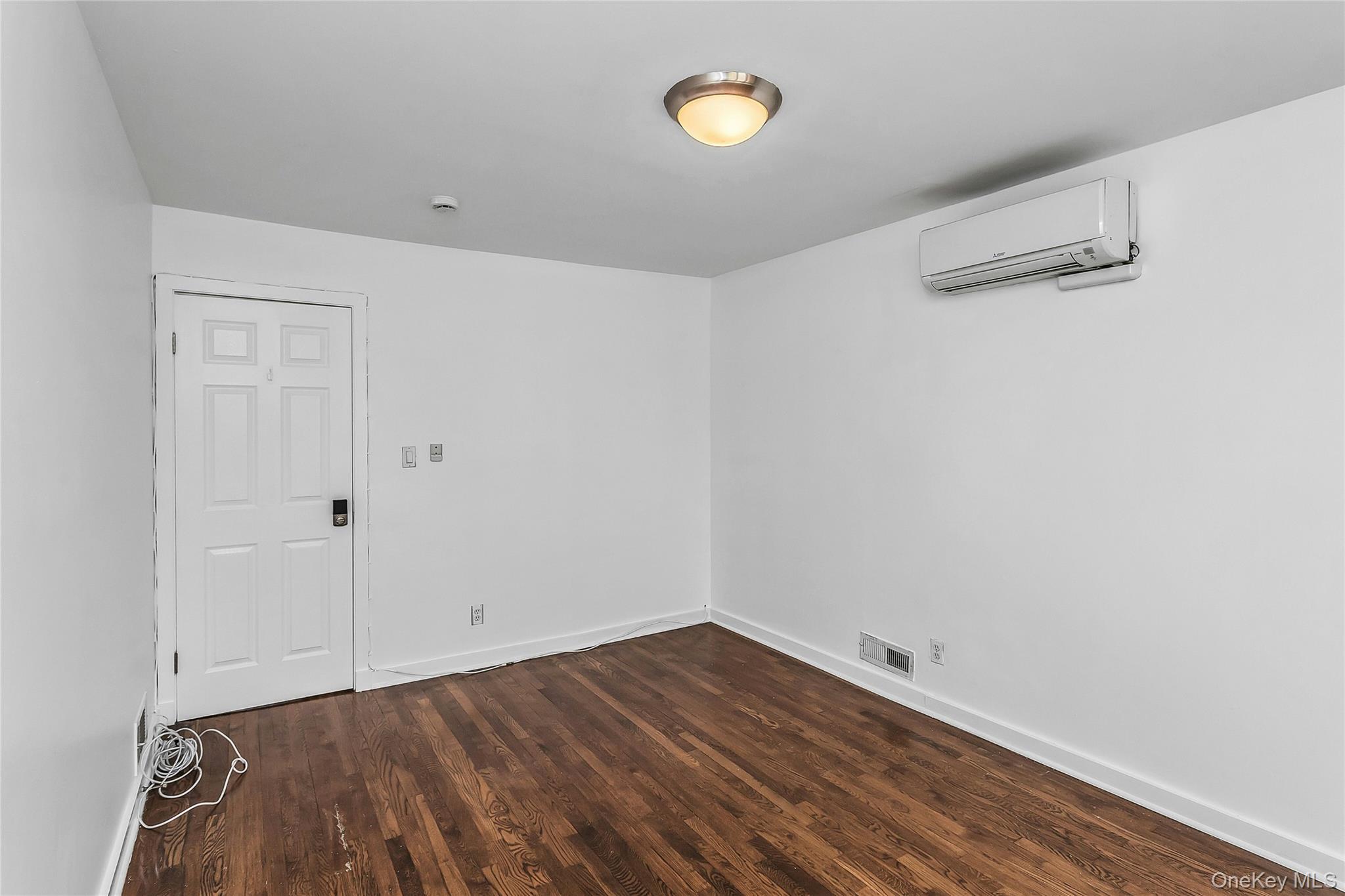 14962 Powells Cove Boulevard Property Photo 21