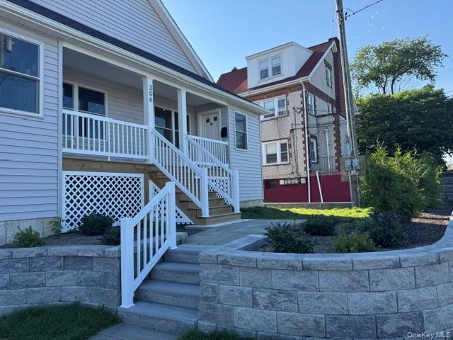 306 S Regent B Property Photo 3