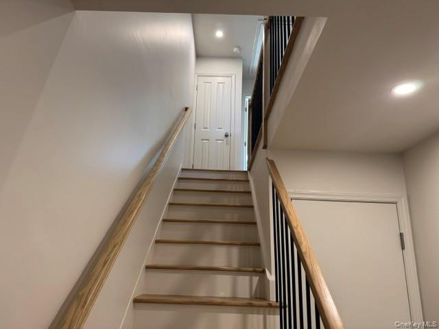 306 S Regent B Property Photo 13