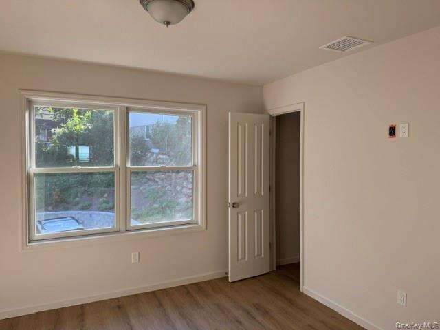306 S Regent B Property Photo 15
